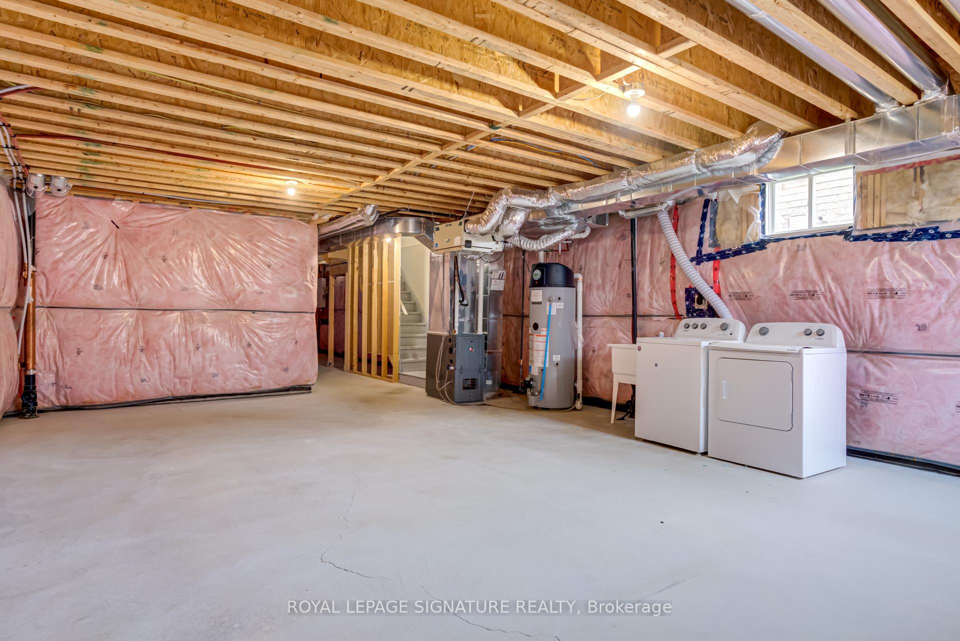 Photo 24 of 7774 Hackberry Trail, Niagara Falls, Brown — HOMEH