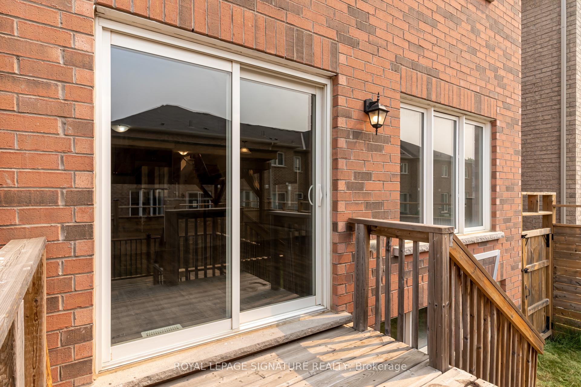 Photo 26 of 7774 Hackberry Trail, Niagara Falls, Brown — HOMEH