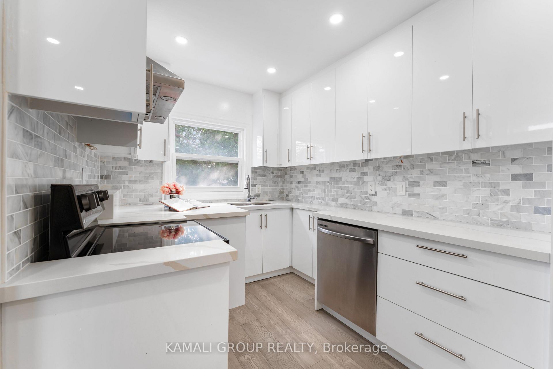 Photo 10 of 162 Queen Street, Newmarket, Central Newmarket — HOMEH