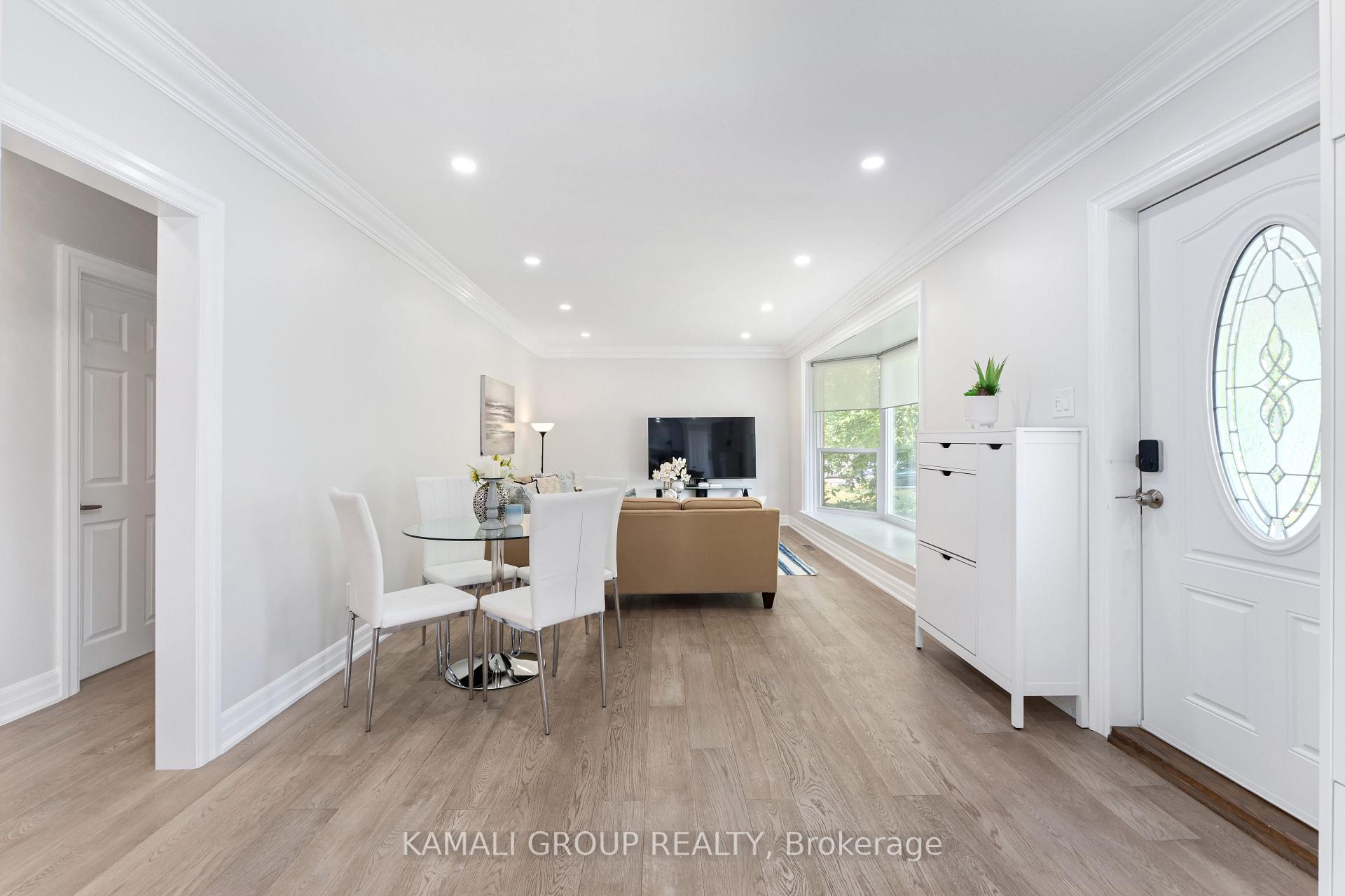 Photo 11 of 162 Queen Street, Newmarket, Central Newmarket — HOMEH