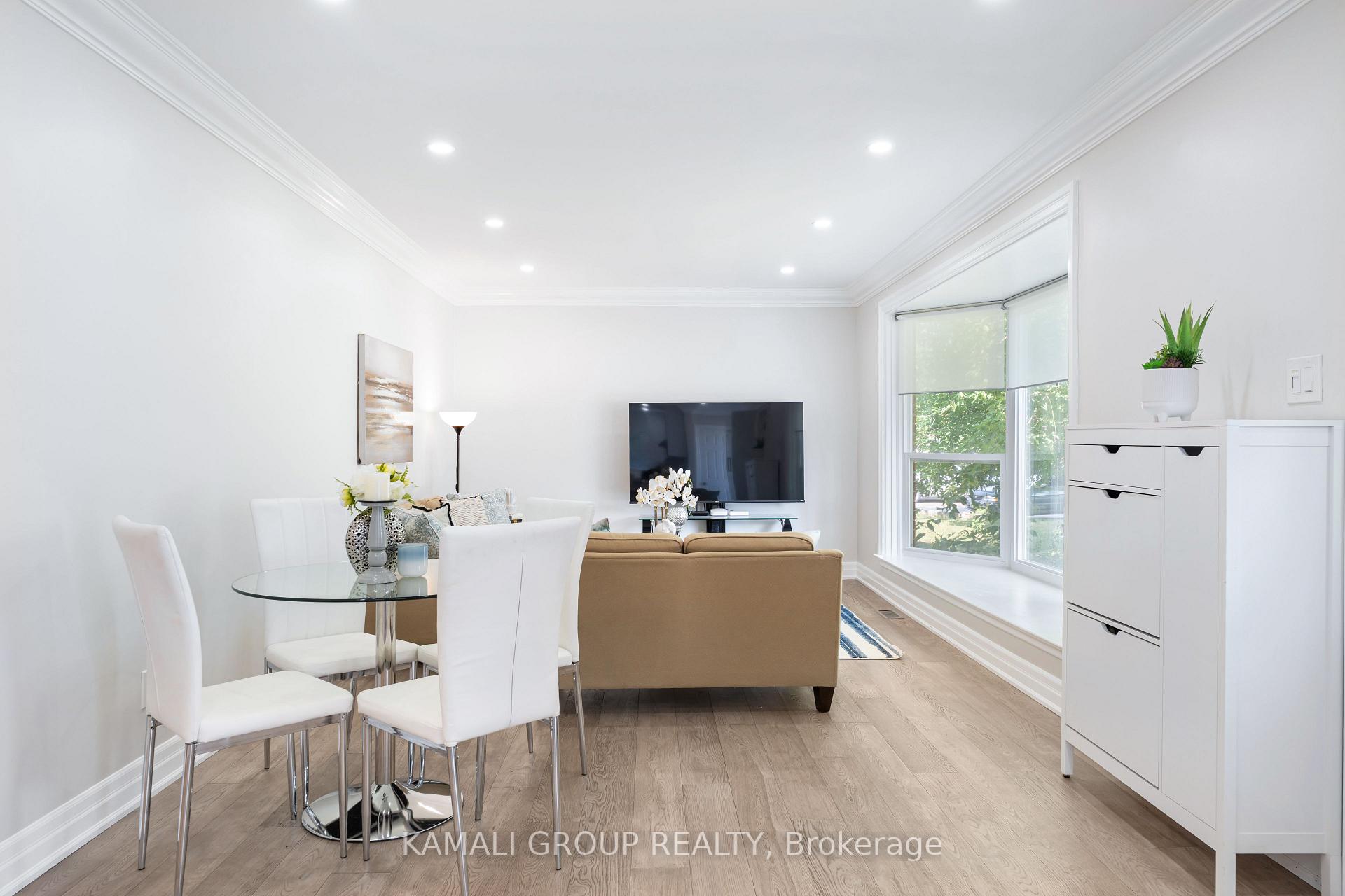 Photo 12 of 162 Queen Street, Newmarket, Central Newmarket — HOMEH
