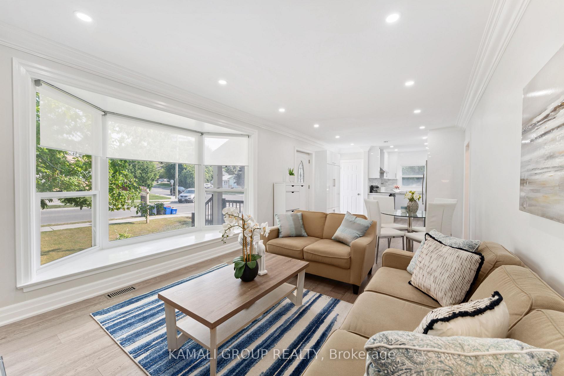 Photo 15 of 162 Queen Street, Newmarket, Central Newmarket — HOMEH