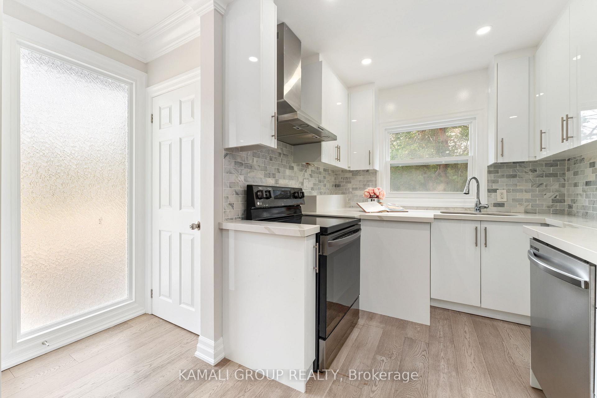 Photo 20 of 162 Queen Street, Newmarket, Central Newmarket — HOMEH