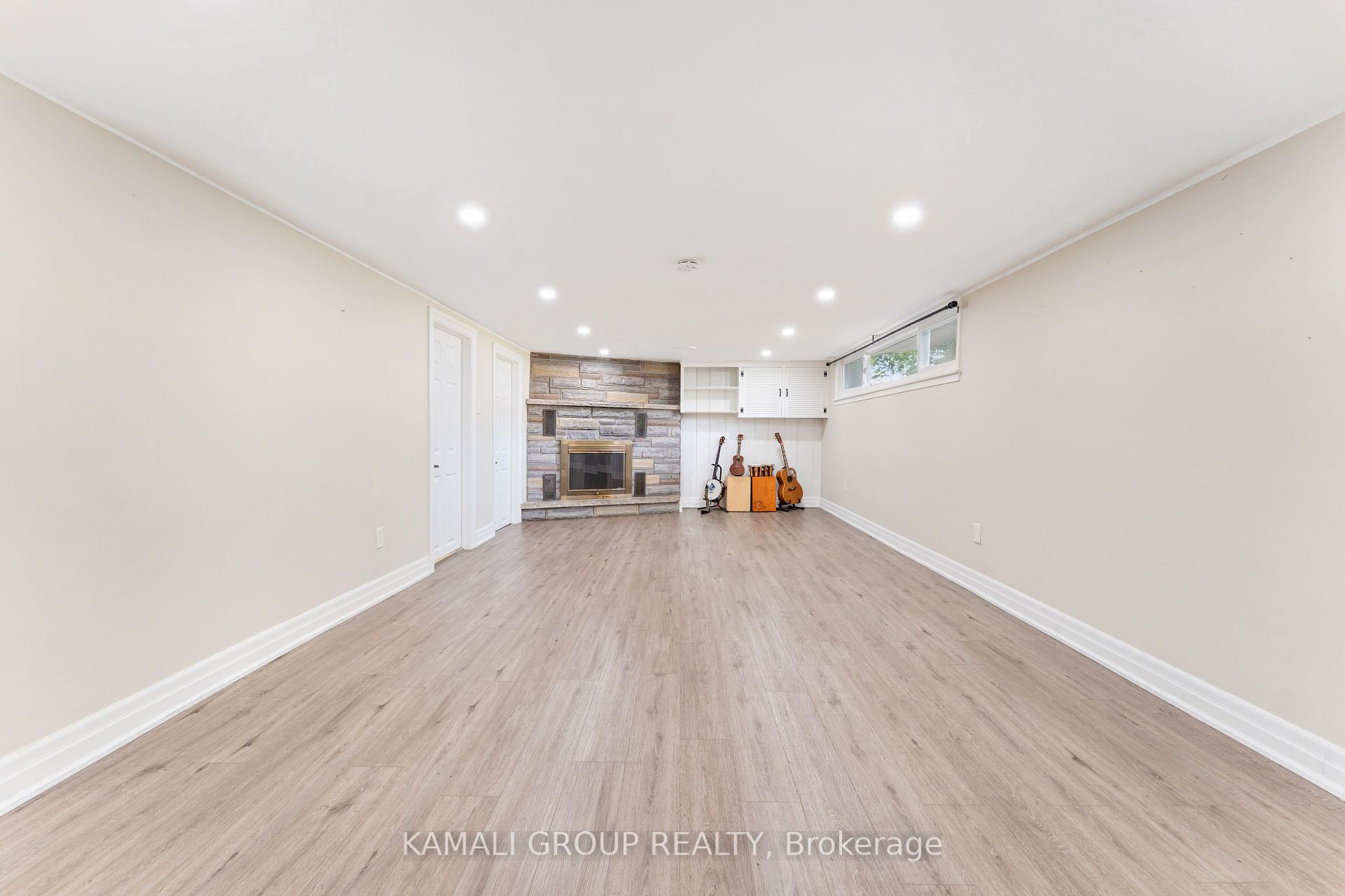 Photo 24 of 162 Queen Street, Newmarket, Central Newmarket — HOMEH
