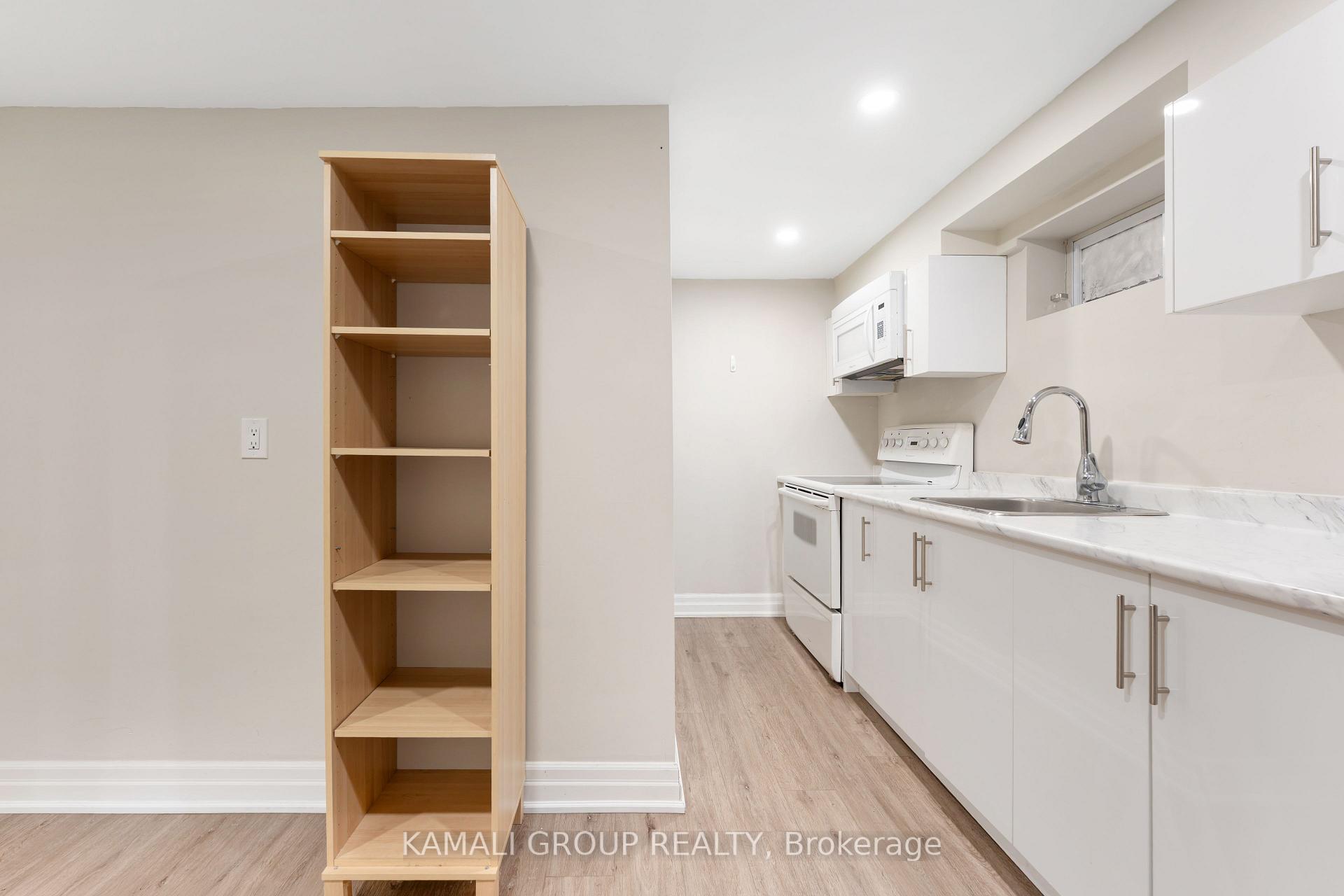 Photo 27 of 162 Queen Street, Newmarket, Central Newmarket — HOMEH