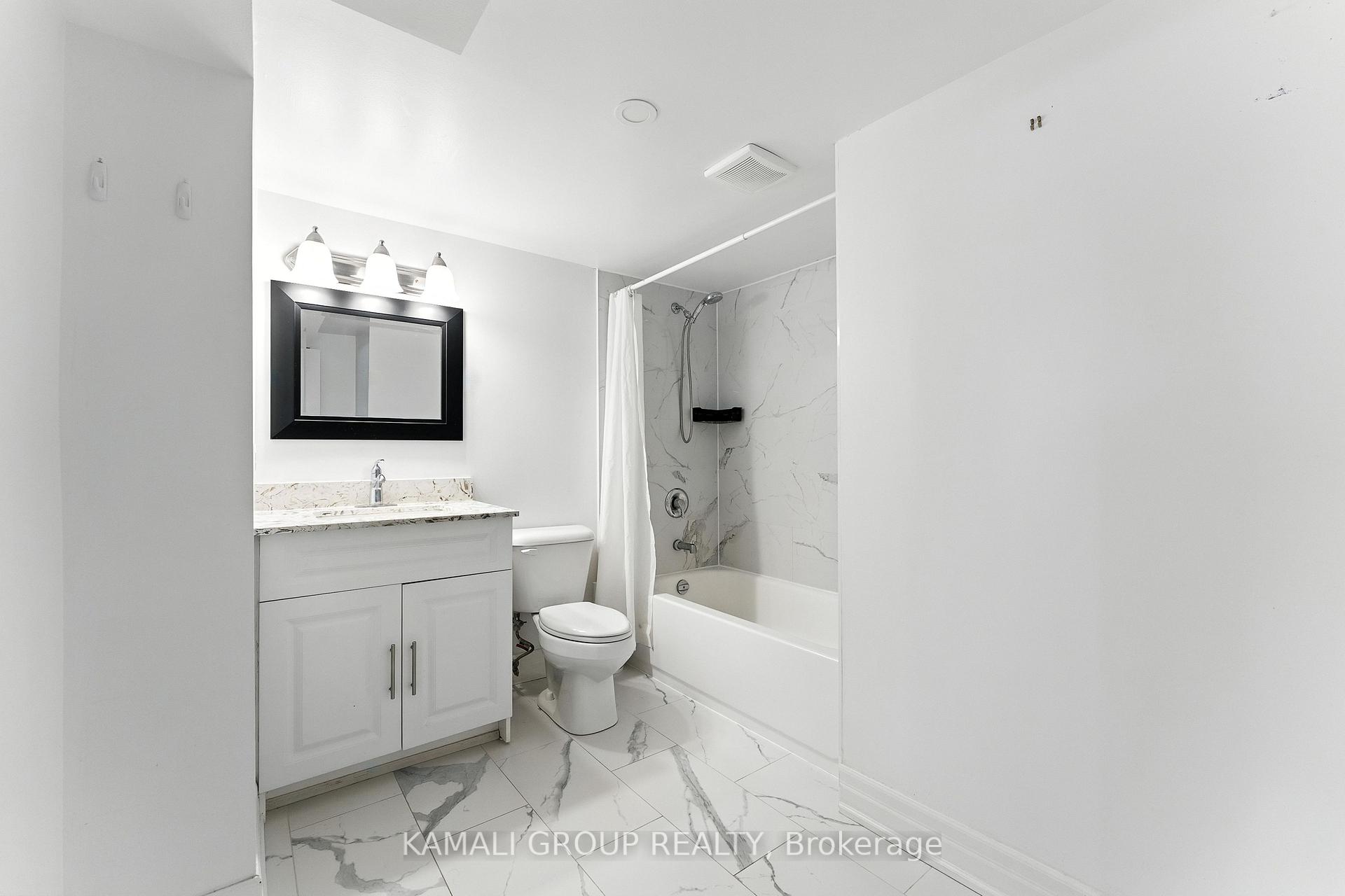 Photo 30 of 162 Queen Street, Newmarket, Central Newmarket — HOMEH