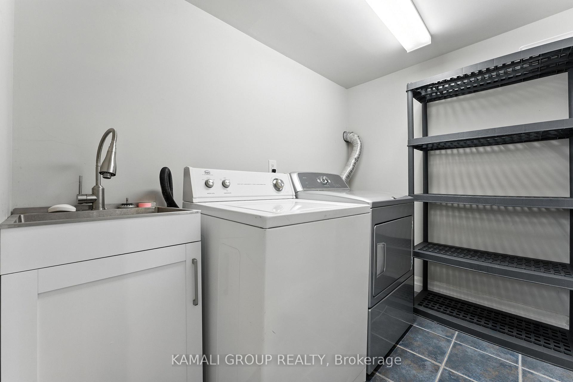 Photo 31 of 162 Queen Street, Newmarket, Central Newmarket — HOMEH