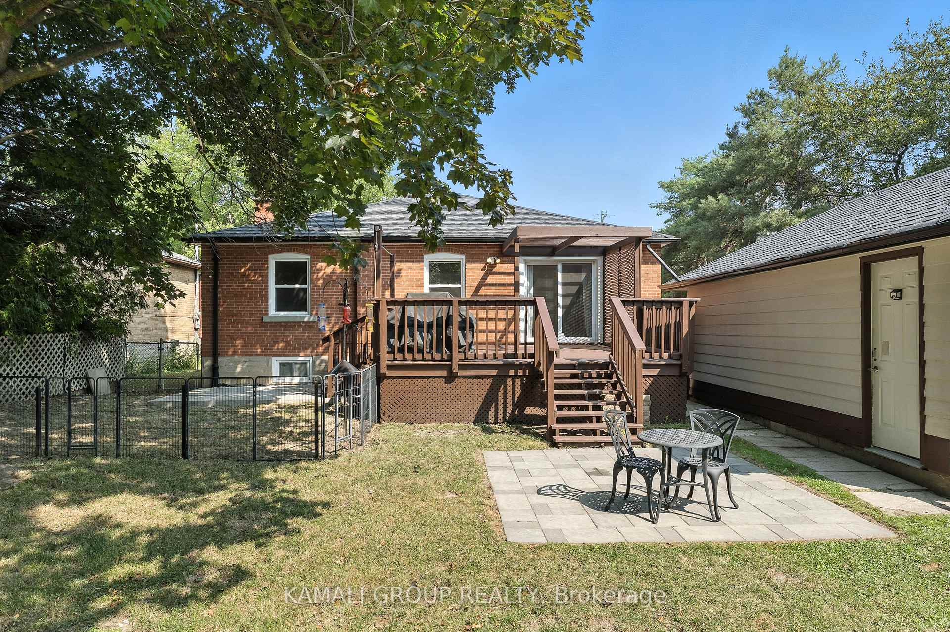 Photo 35 of 162 Queen Street, Newmarket, Central Newmarket — HOMEH