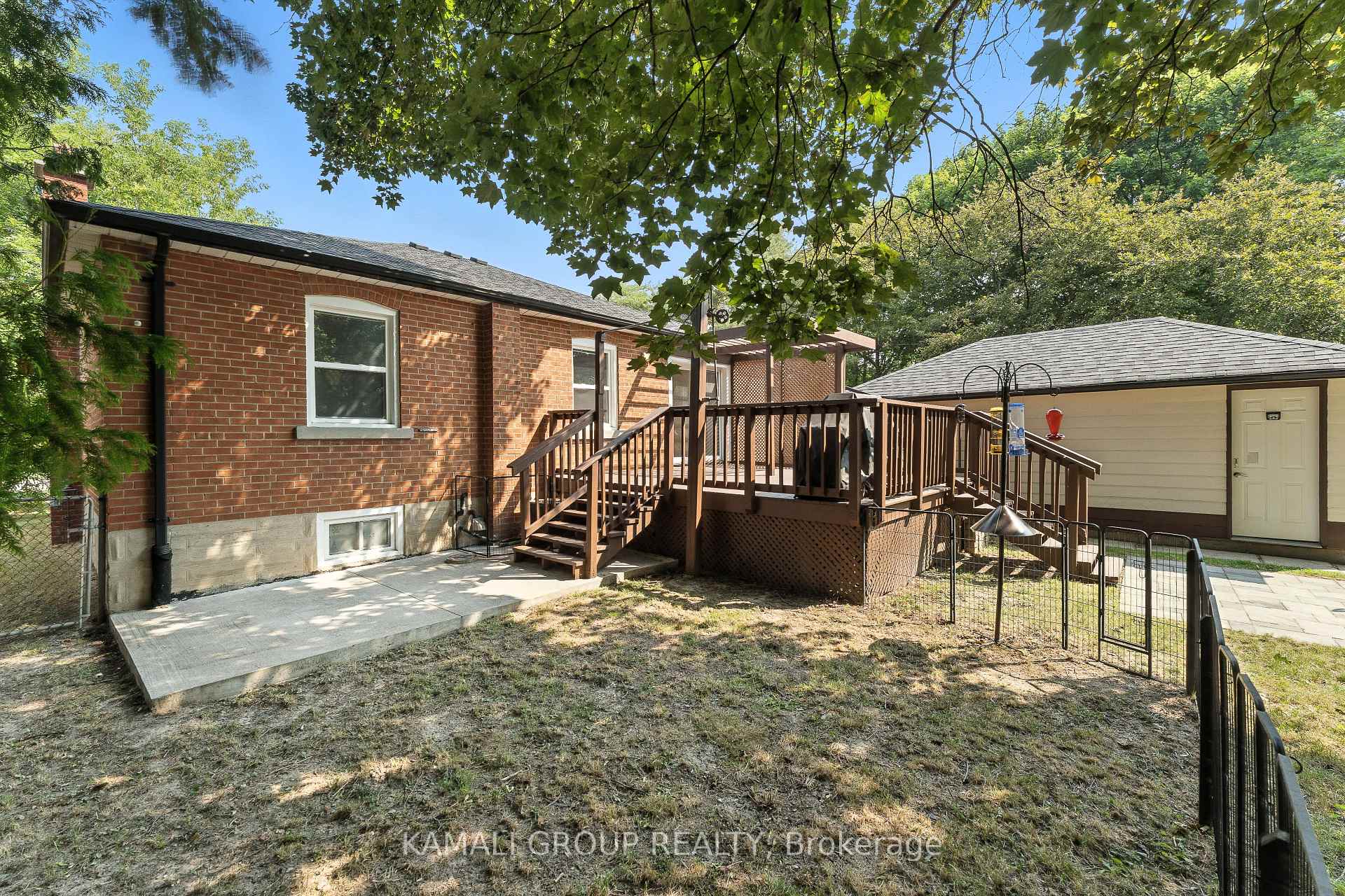 Photo 36 of 162 Queen Street, Newmarket, Central Newmarket — HOMEH