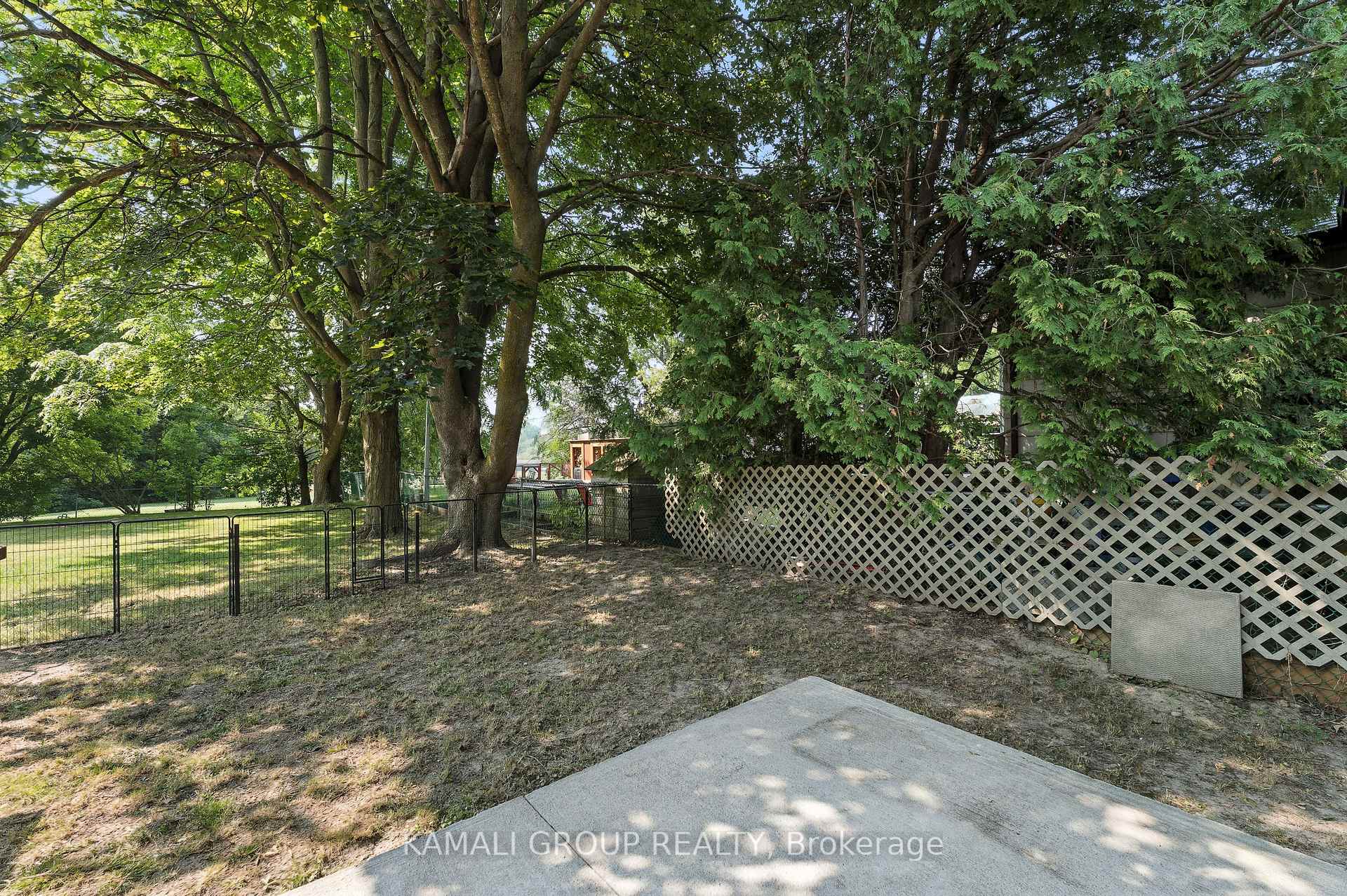 Photo 37 of 162 Queen Street, Newmarket, Central Newmarket — HOMEH
