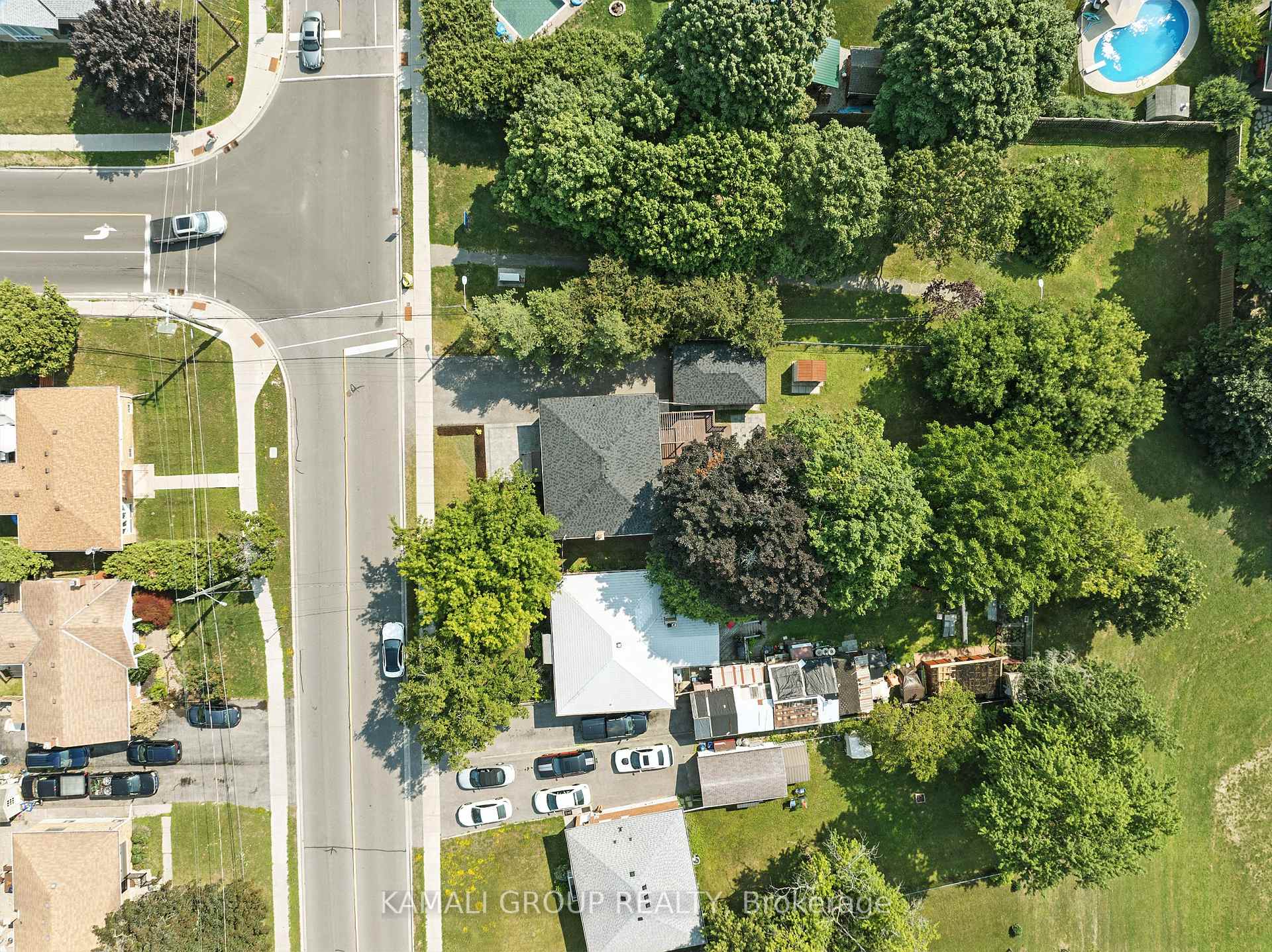Photo 45 of 162 Queen Street, Newmarket, Central Newmarket — HOMEH