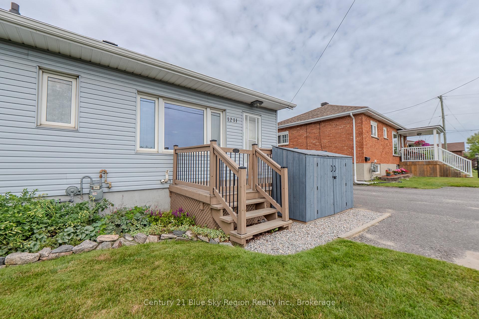 Photo 4 of 1211 Browning Street, North Bay, West End — HOMEH
