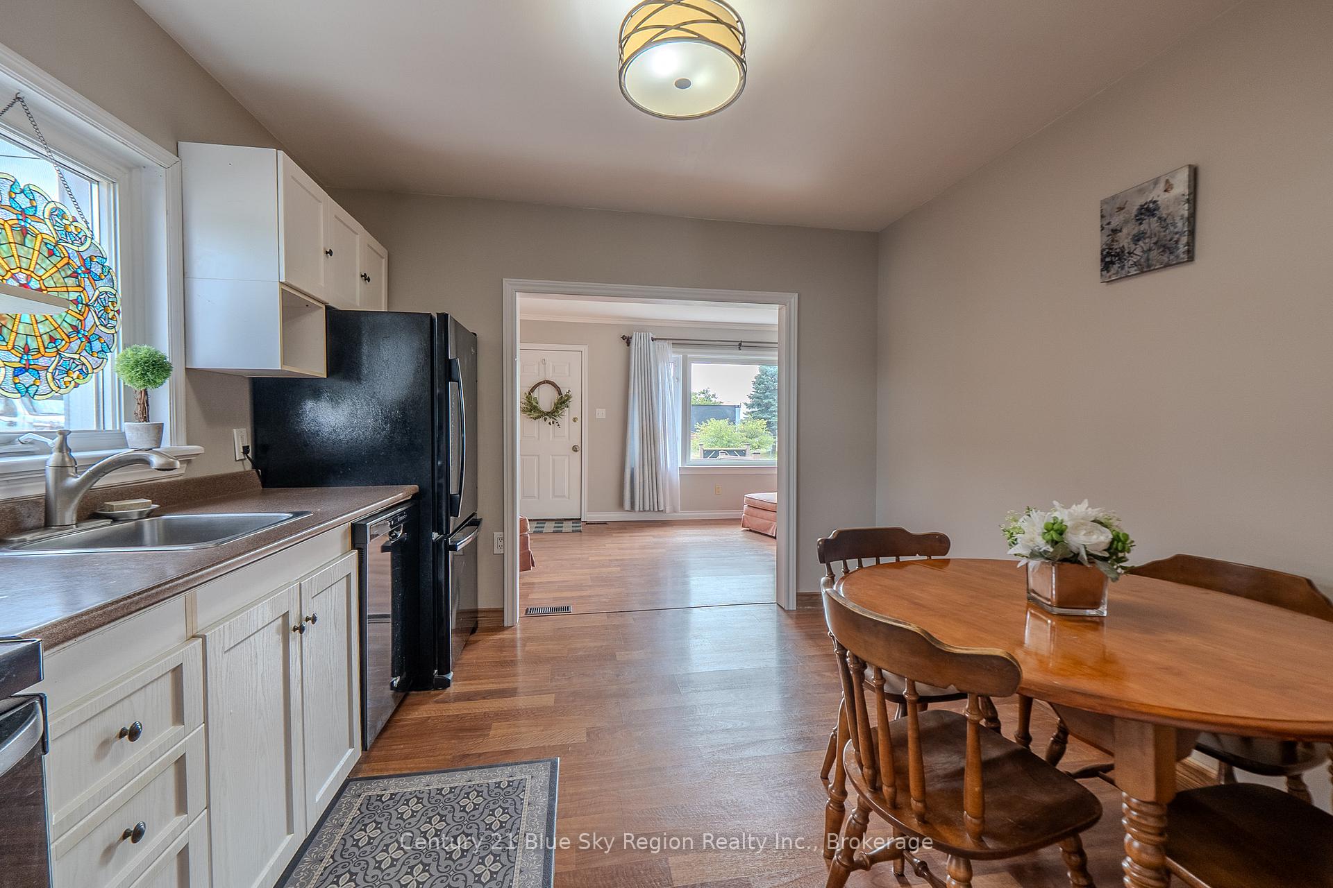 Photo 15 of 1211 Browning Street, North Bay, West End — HOMEH