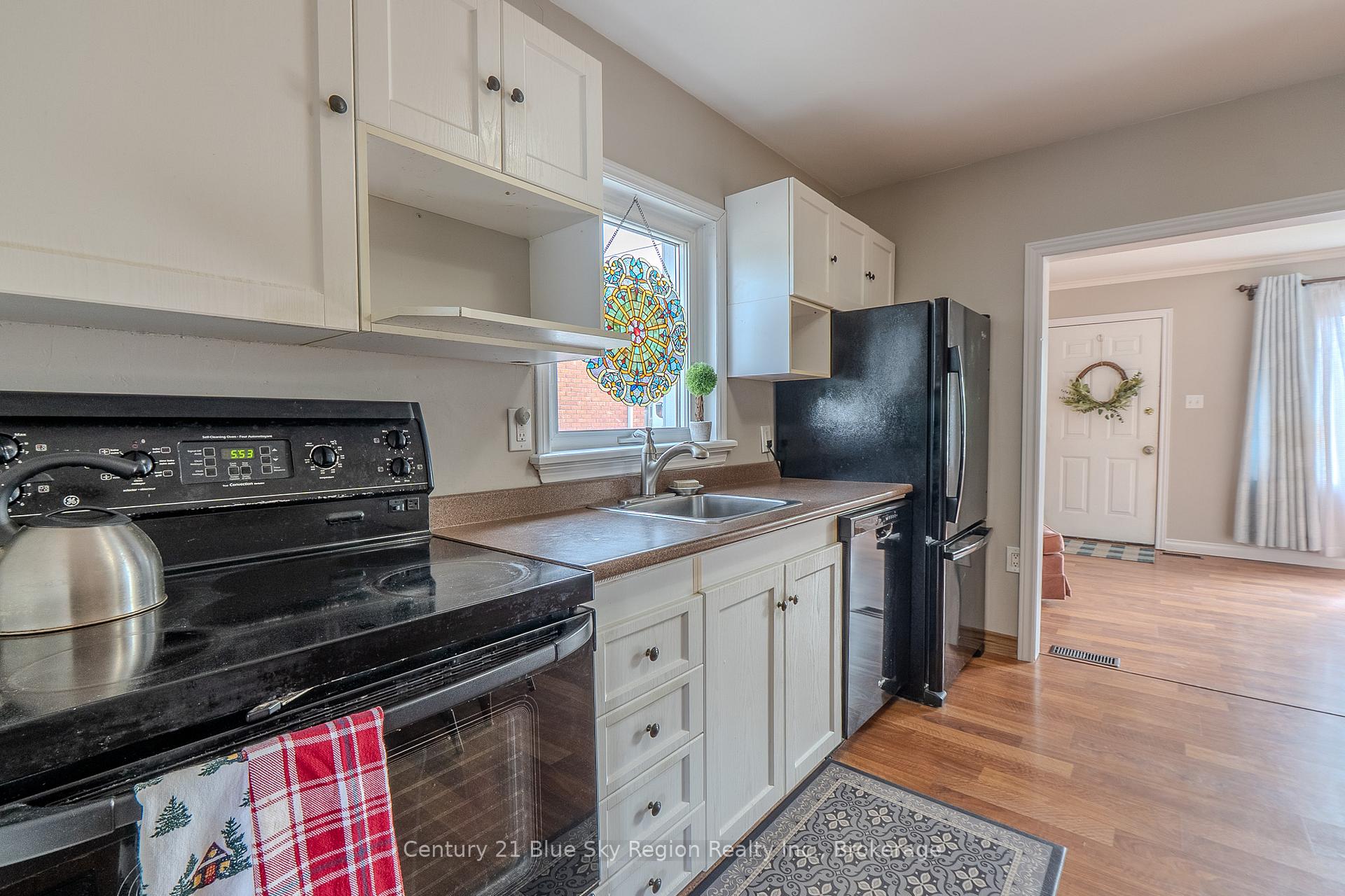 Photo 17 of 1211 Browning Street, North Bay, West End — HOMEH
