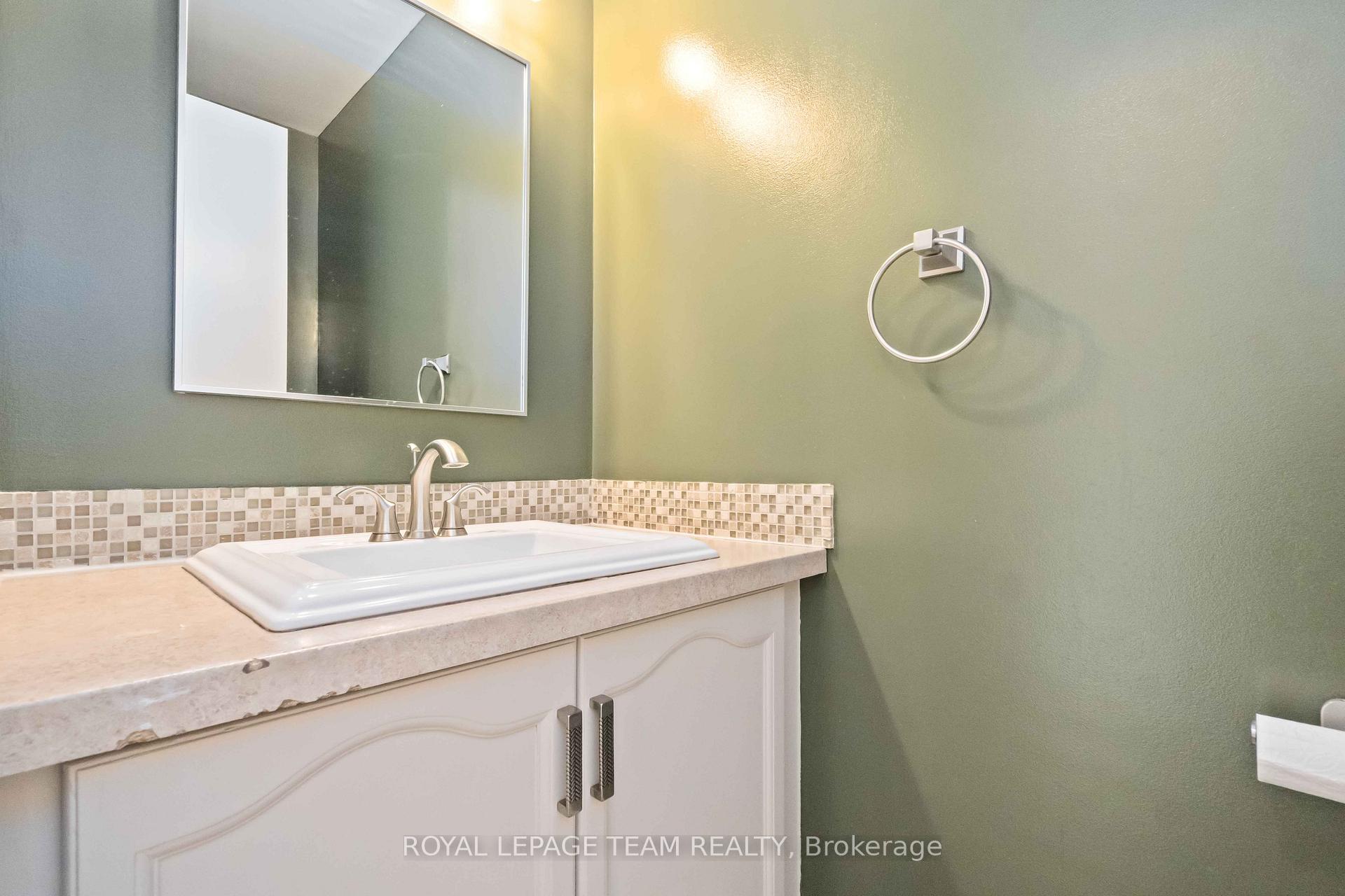 Photo 4 of 1473 Briarfield Crescent, Ottawa, Fallingbrook/Ridgemount — HOMEH