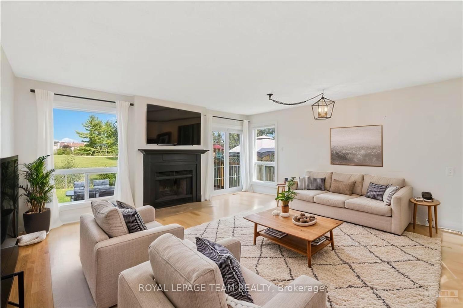 Photo 6 of 1473 Briarfield Crescent, Ottawa, Fallingbrook/Ridgemount — HOMEH