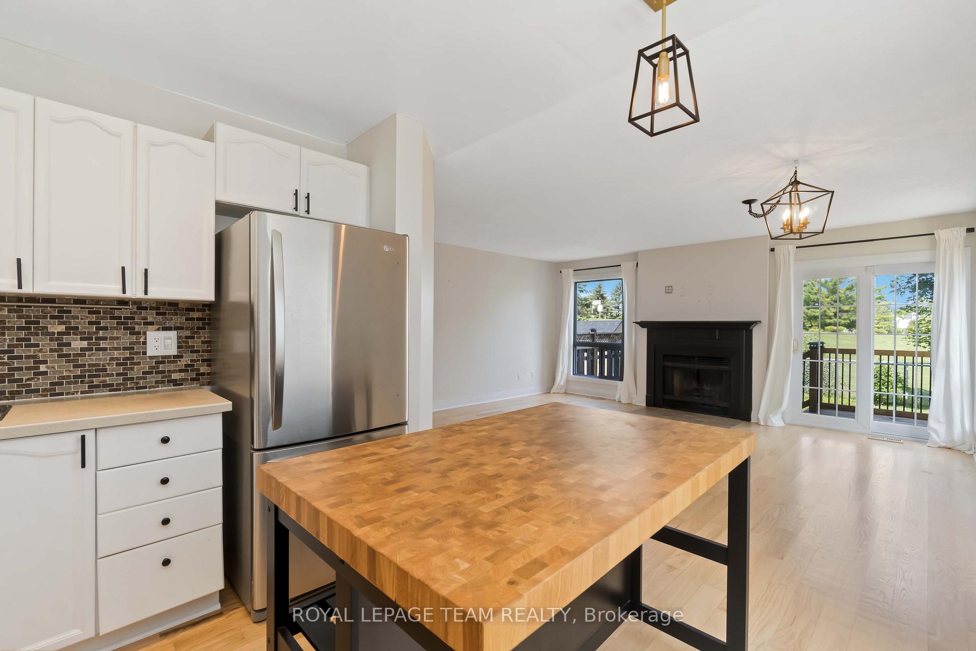 Photo 13 of 1473 Briarfield Crescent, Ottawa, Fallingbrook/Ridgemount — HOMEH