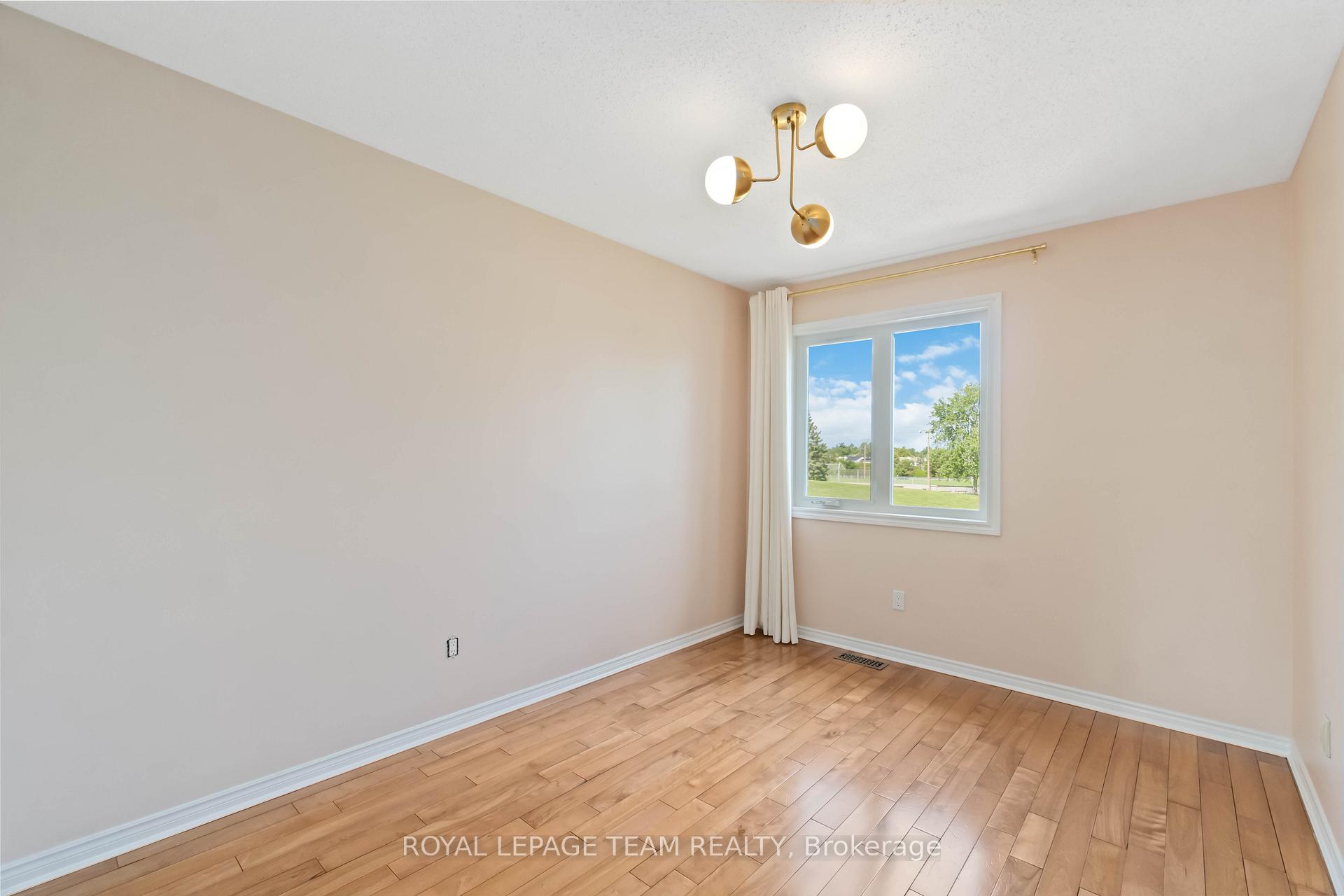Photo 22 of 1473 Briarfield Crescent, Ottawa, Fallingbrook/Ridgemount — HOMEH