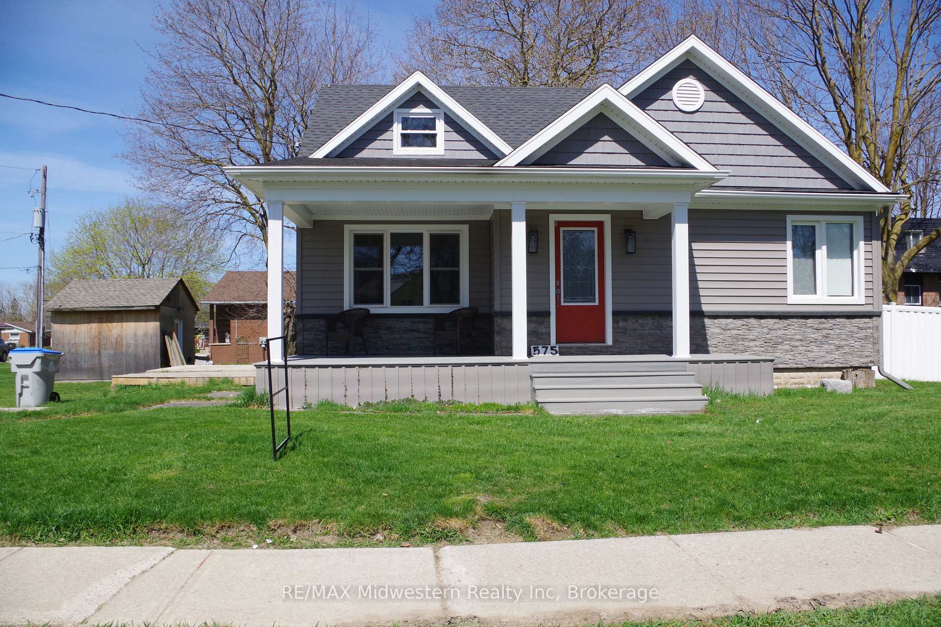 Photo 2 of 575 Barber Avenue N, North Perth, Listowel — HOMEH