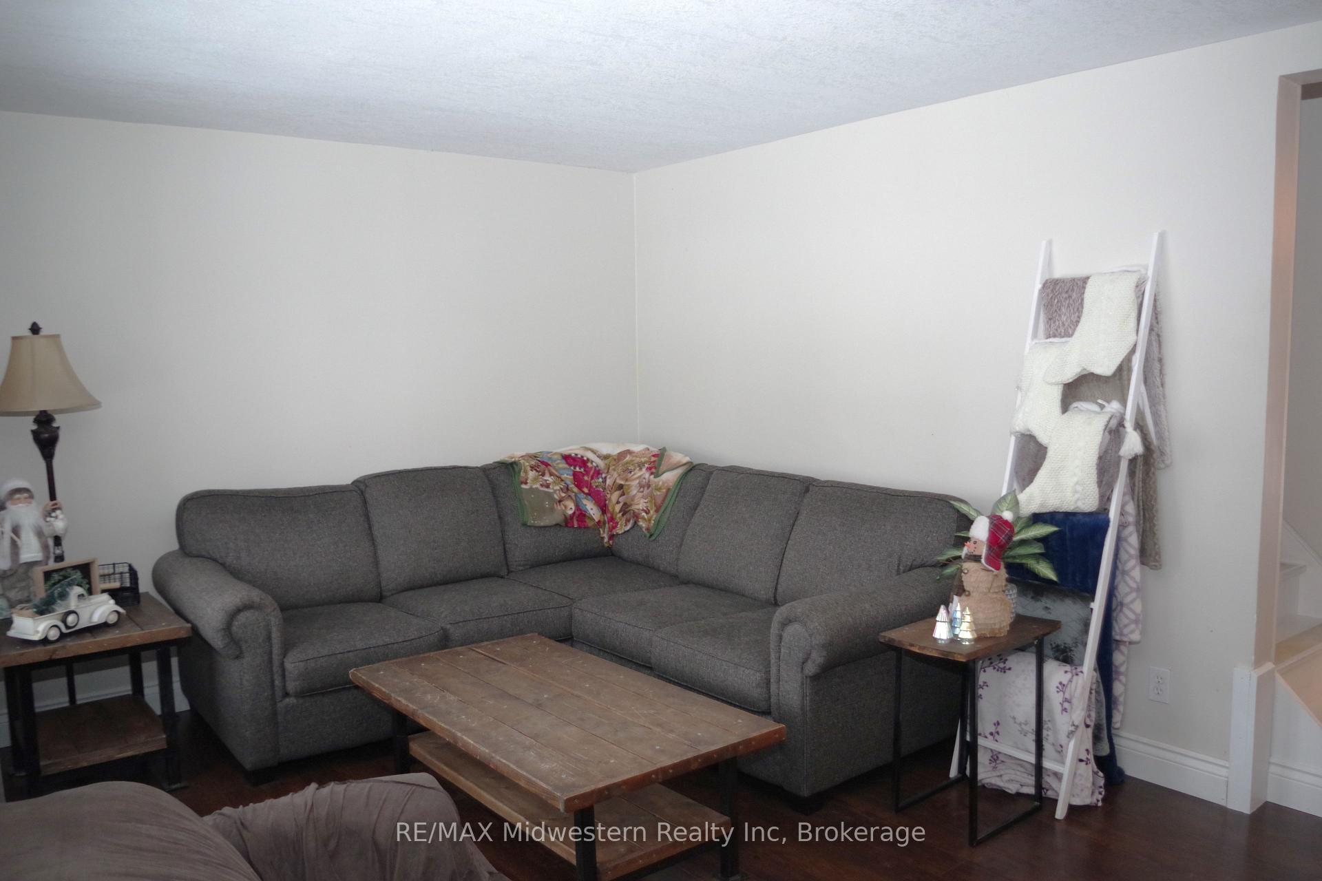Photo 6 of 575 Barber Avenue N, North Perth, Listowel — HOMEH