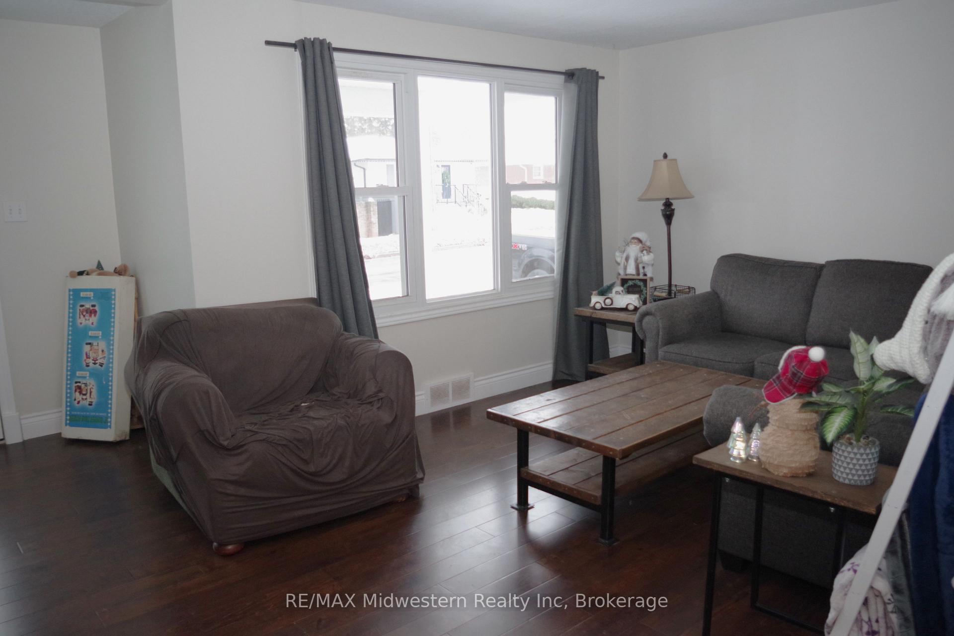 Photo 7 of 575 Barber Avenue N, North Perth, Listowel — HOMEH