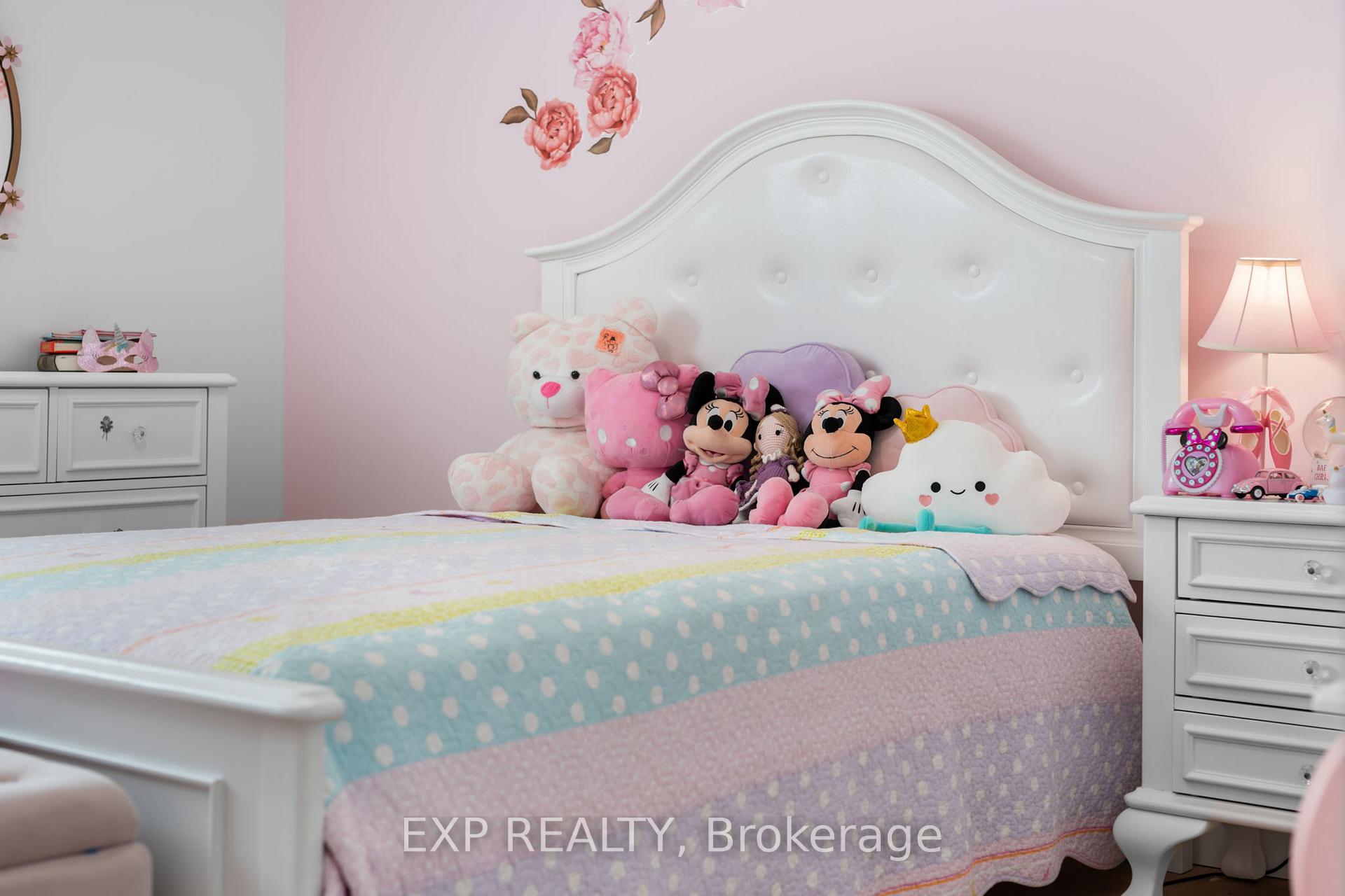 Photo 25 of 6365 McMicking Street, Niagara Falls, Stamford — HOMEH