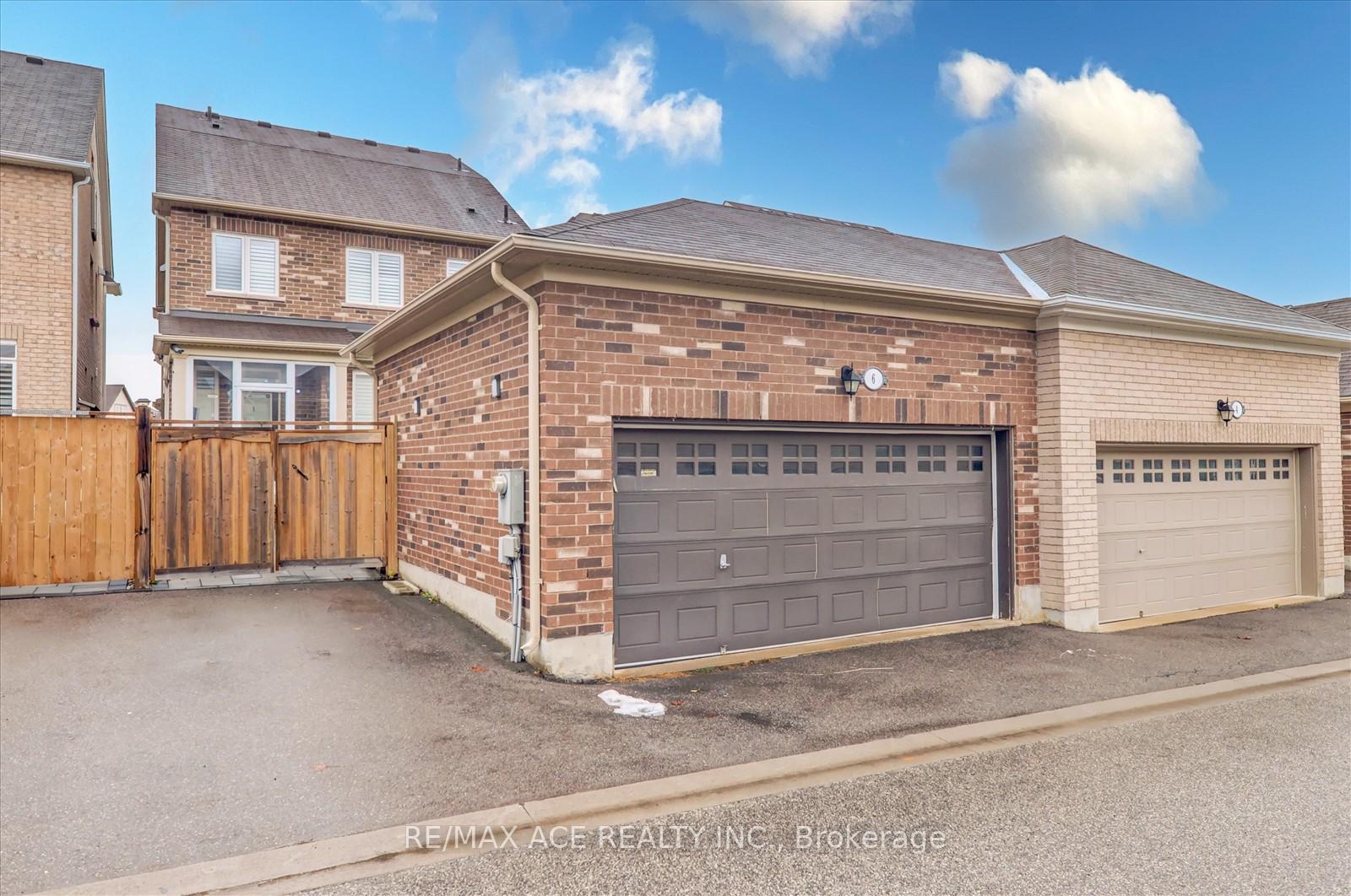 Photo 34 of Unit Main, 6 Lawrence Pilkington Avenue, Markham, Cornell — HOMEH