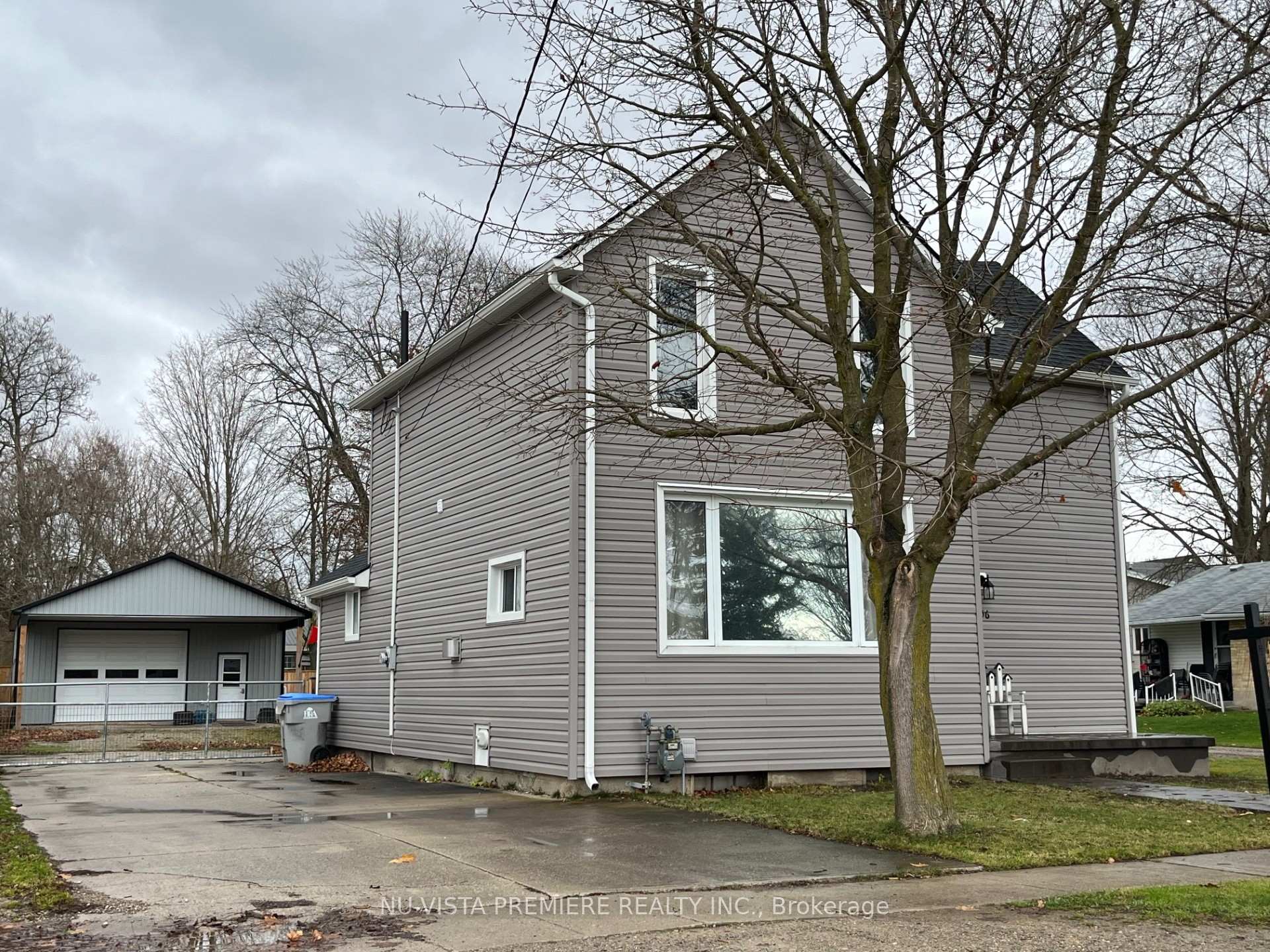 Photo 1 of 256 Pearl Street, North Middlesex, Parkhill — HOMEH