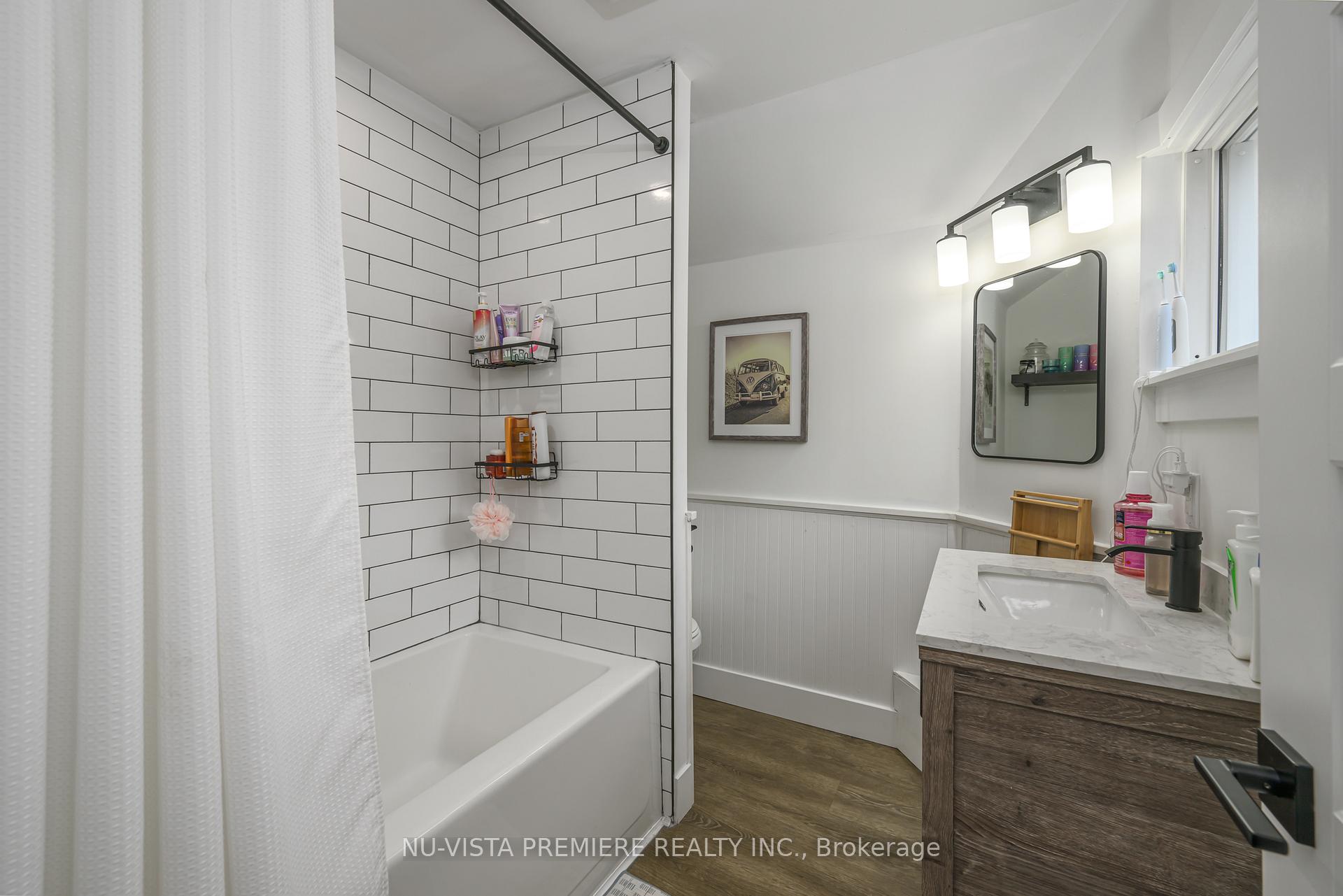 Photo 17 of 256 Pearl Street, North Middlesex, Parkhill — HOMEH