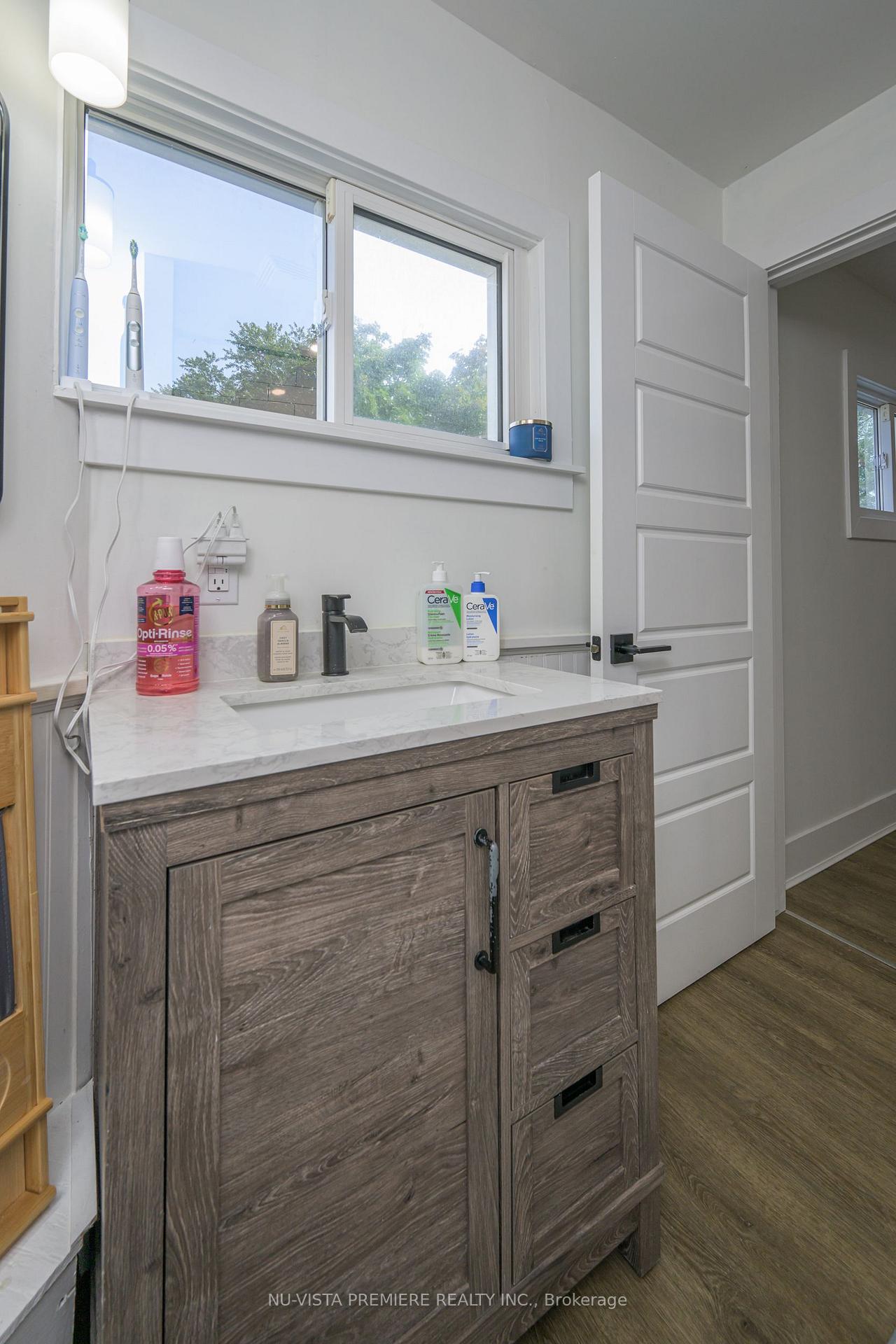 Photo 18 of 256 Pearl Street, North Middlesex, Parkhill — HOMEH