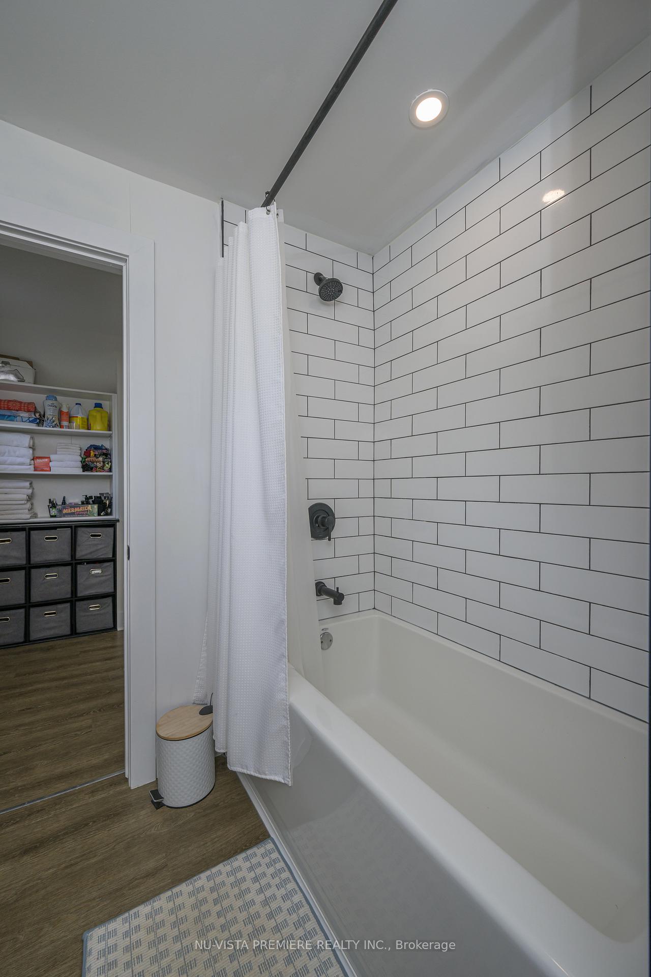 Photo 19 of 256 Pearl Street, North Middlesex, Parkhill — HOMEH