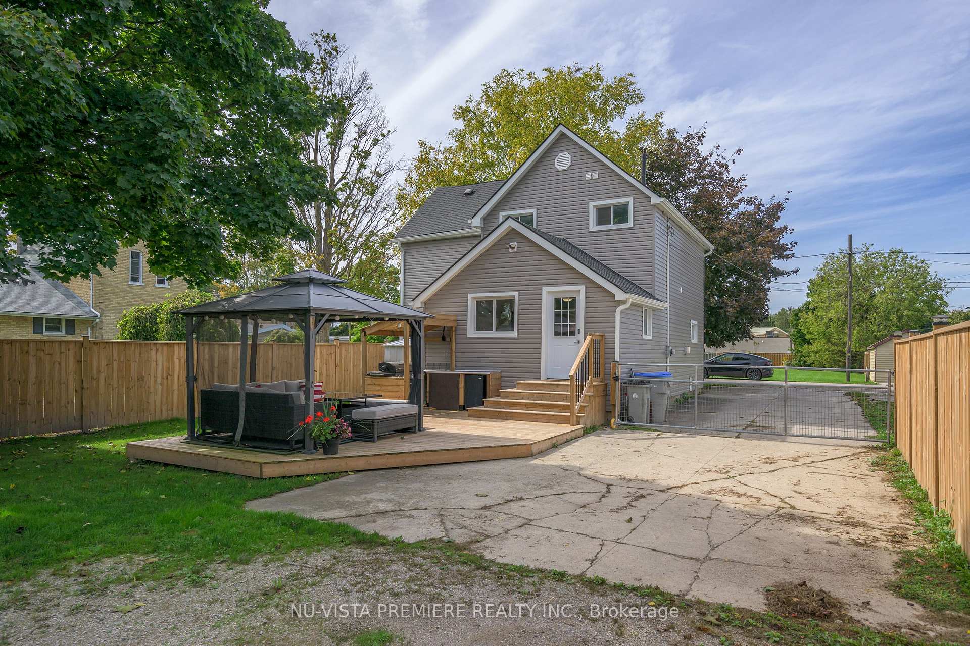 Photo 30 of 256 Pearl Street, North Middlesex, Parkhill — HOMEH