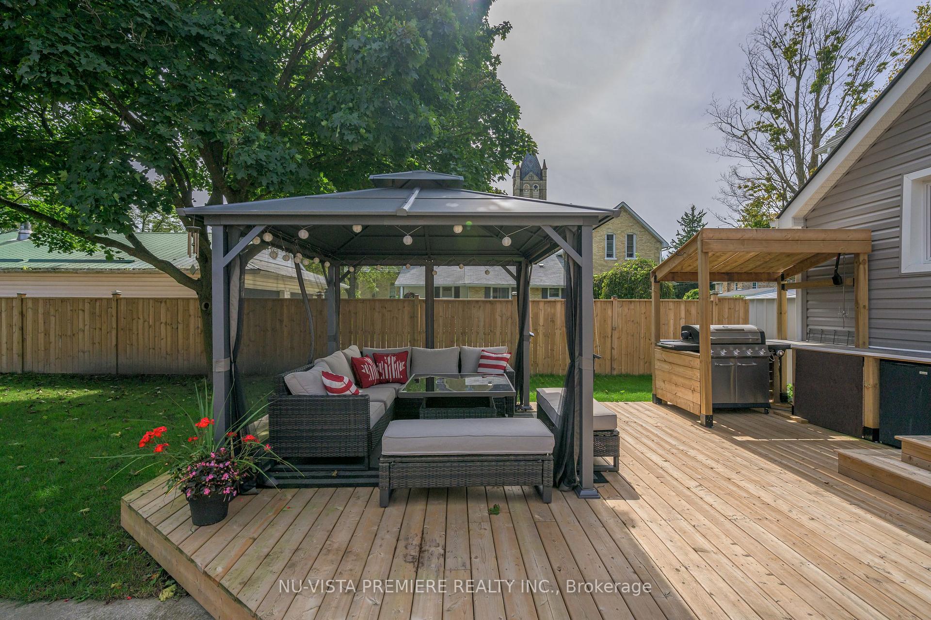 Photo 32 of 256 Pearl Street, North Middlesex, Parkhill — HOMEH