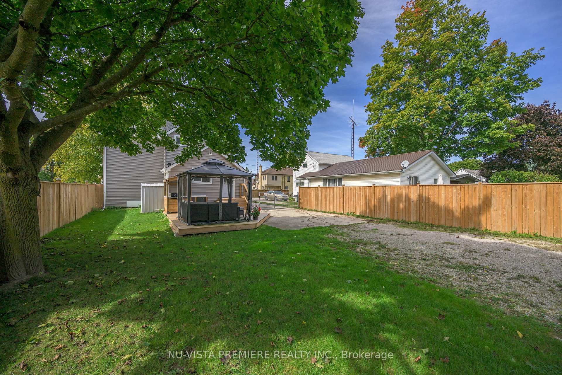 Photo 33 of 256 Pearl Street, North Middlesex, Parkhill — HOMEH