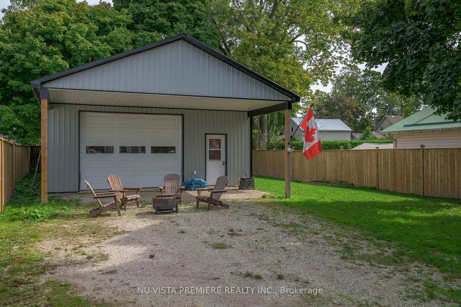 Photo 36 of 256 Pearl Street, North Middlesex, Parkhill — HOMEH