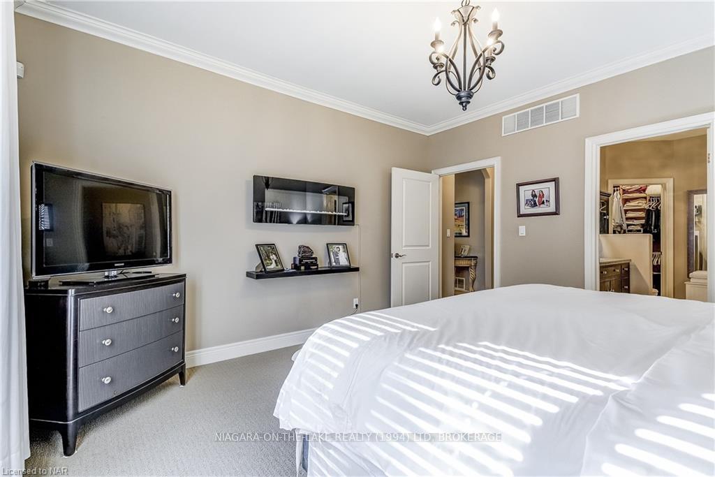 Photo 21 of 6384 Pinestone Road, Niagara Falls, Stamford — HOMEH