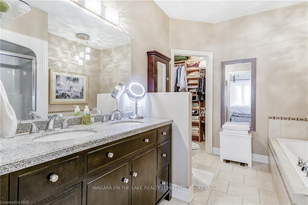 Photo 22 of 6384 Pinestone Road, Niagara Falls, Stamford — HOMEH