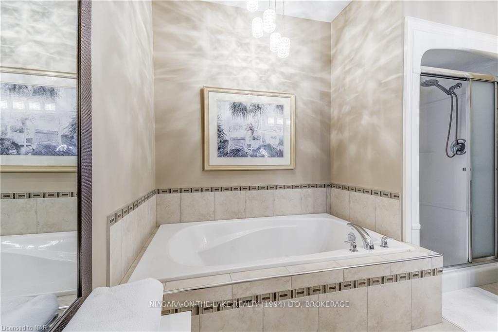Photo 24 of 6384 Pinestone Road, Niagara Falls, Stamford — HOMEH