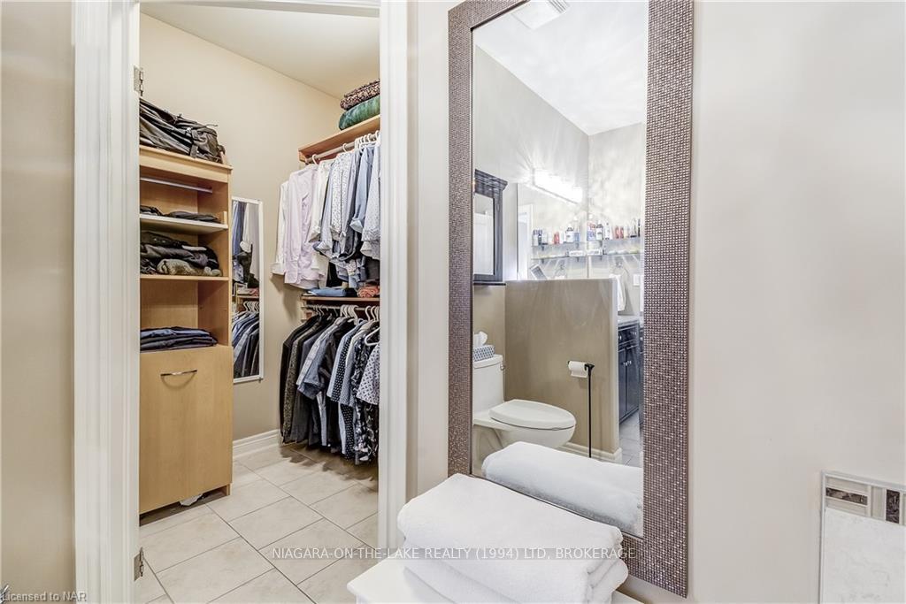 Photo 25 of 6384 Pinestone Road, Niagara Falls, Stamford — HOMEH