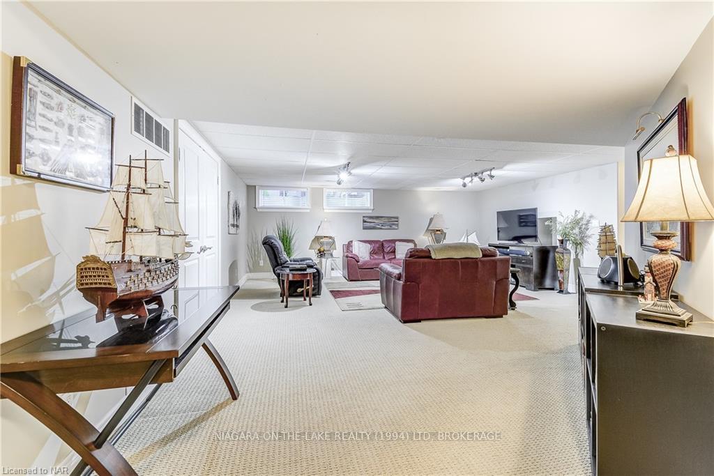 Photo 26 of 6384 Pinestone Road, Niagara Falls, Stamford — HOMEH