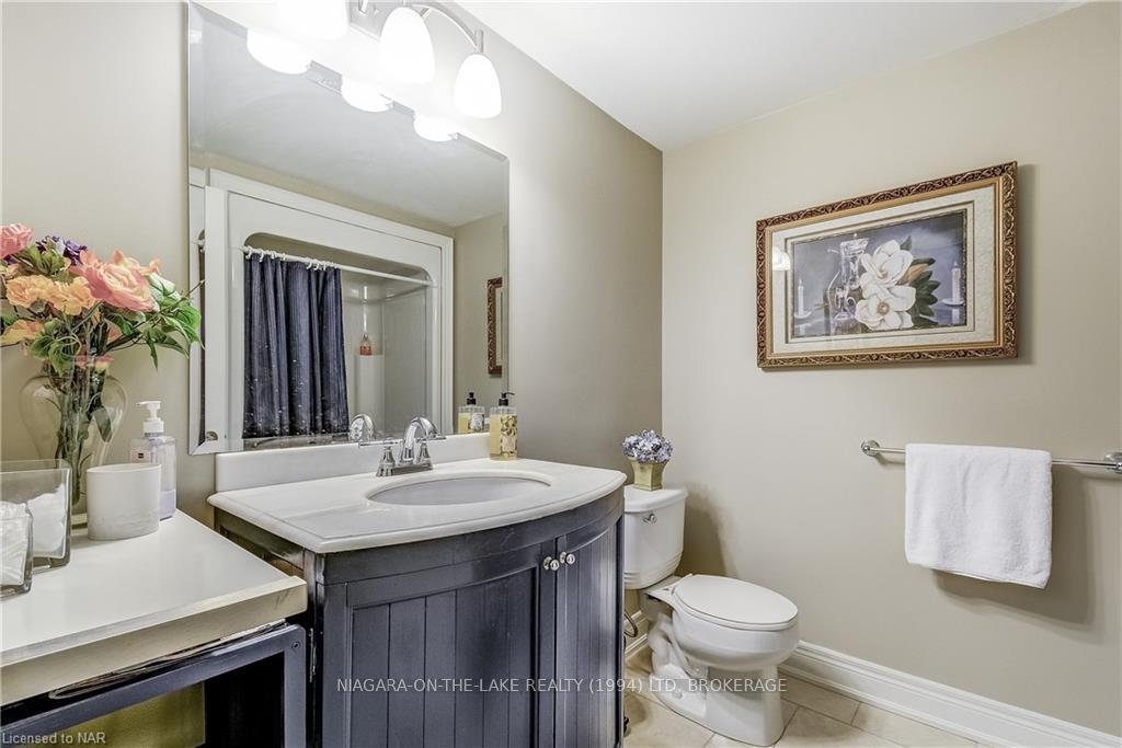 Photo 31 of 6384 Pinestone Road, Niagara Falls, Stamford — HOMEH