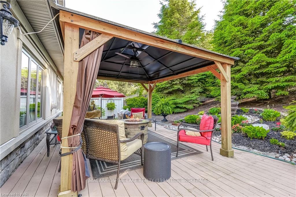 Photo 33 of 6384 Pinestone Road, Niagara Falls, Stamford — HOMEH