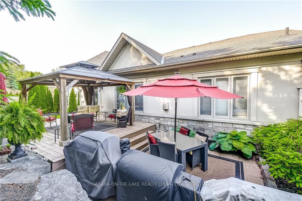 Photo 36 of 6384 Pinestone Road, Niagara Falls, Stamford — HOMEH