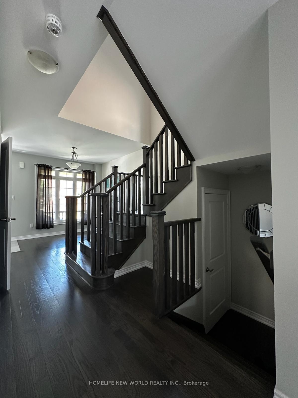 Photo 9 of 75 Knapton Drive, Newmarket, Woodland Hill — HOMEH