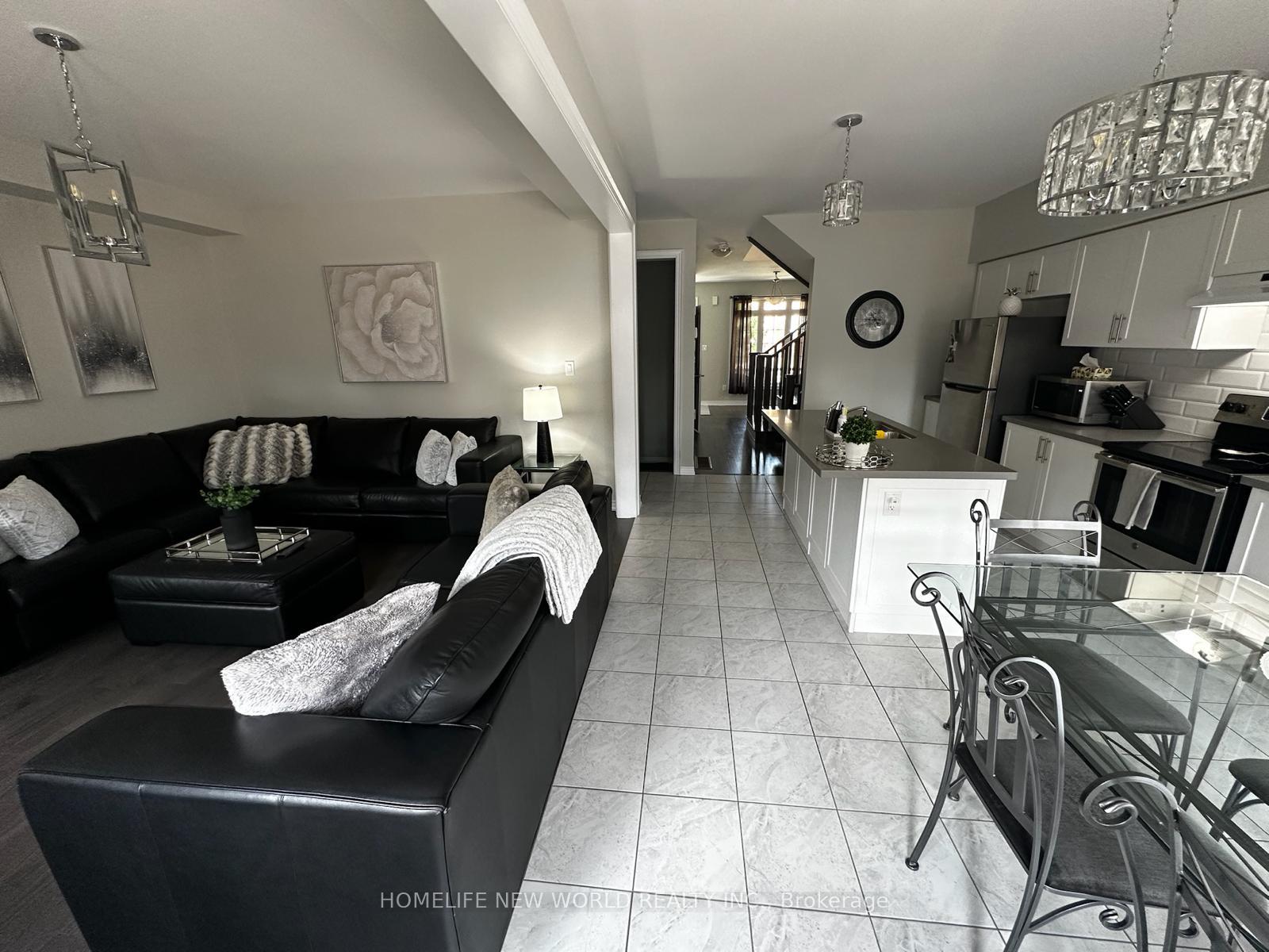 Photo 10 of 75 Knapton Drive, Newmarket, Woodland Hill — HOMEH