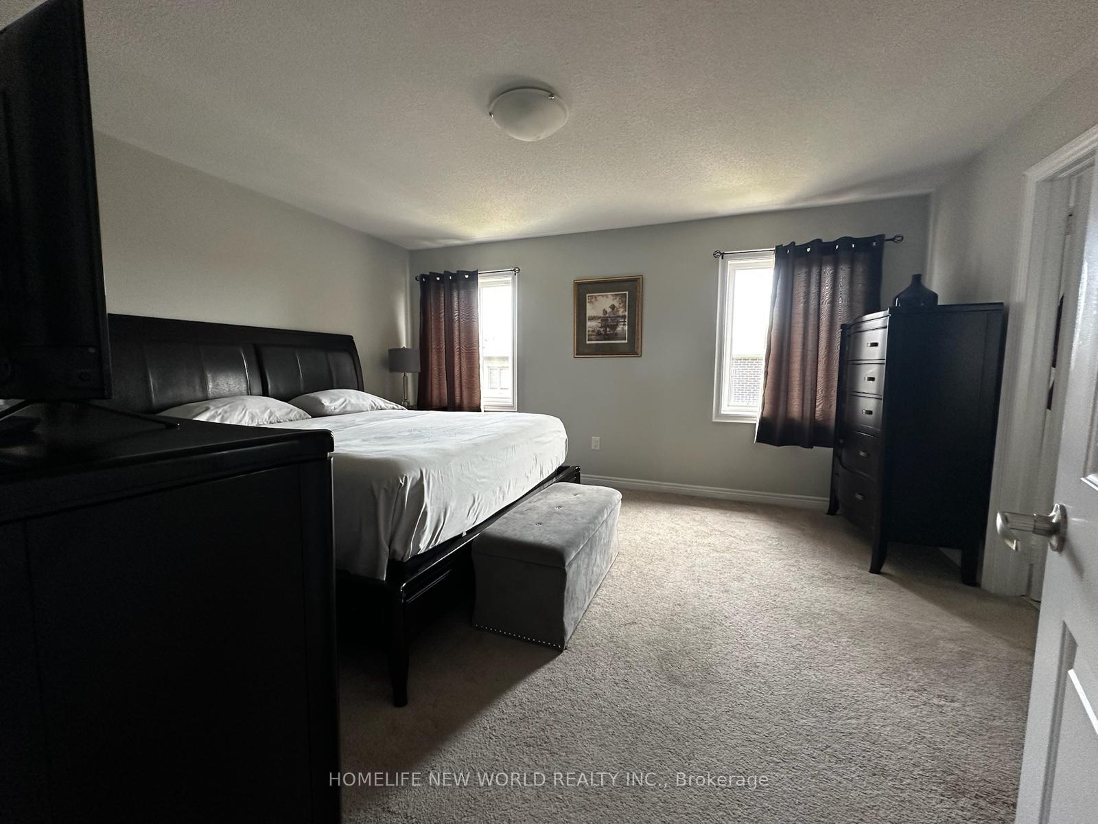 Photo 15 of 75 Knapton Drive, Newmarket, Woodland Hill — HOMEH