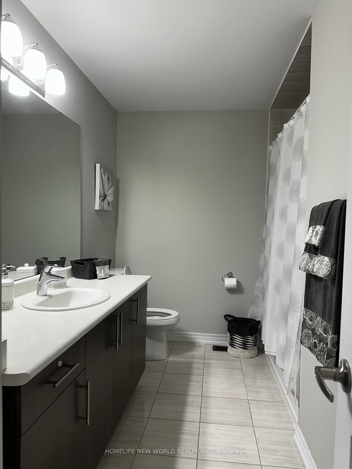 Photo 20 of 75 Knapton Drive, Newmarket, Woodland Hill — HOMEH
