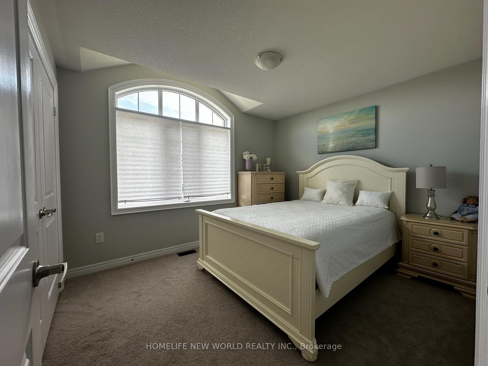 Photo 21 of 75 Knapton Drive, Newmarket, Woodland Hill — HOMEH