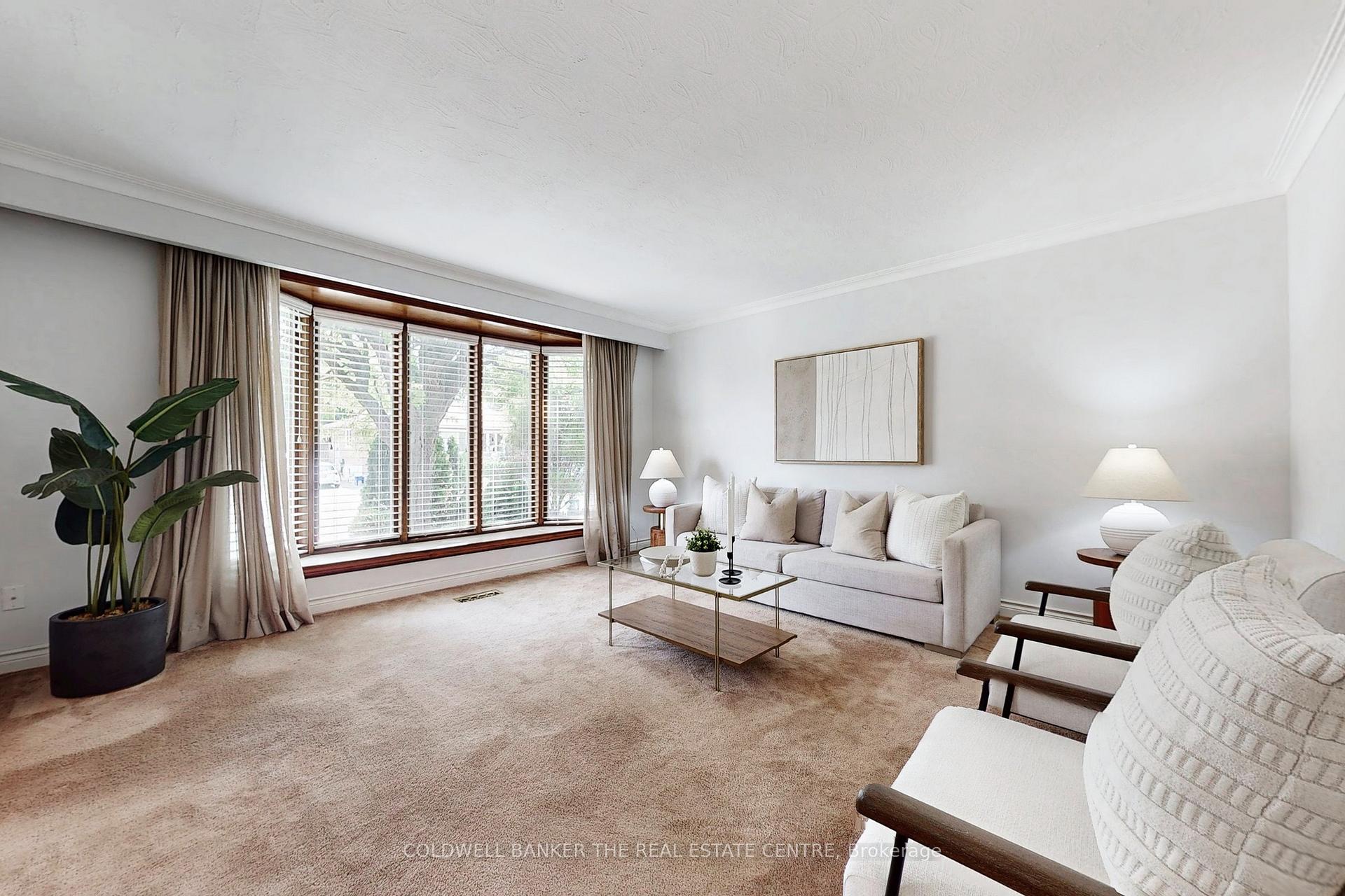 Photo 5 of 245 Silverbirch Drive, Newmarket, Bristol-London — HOMEH