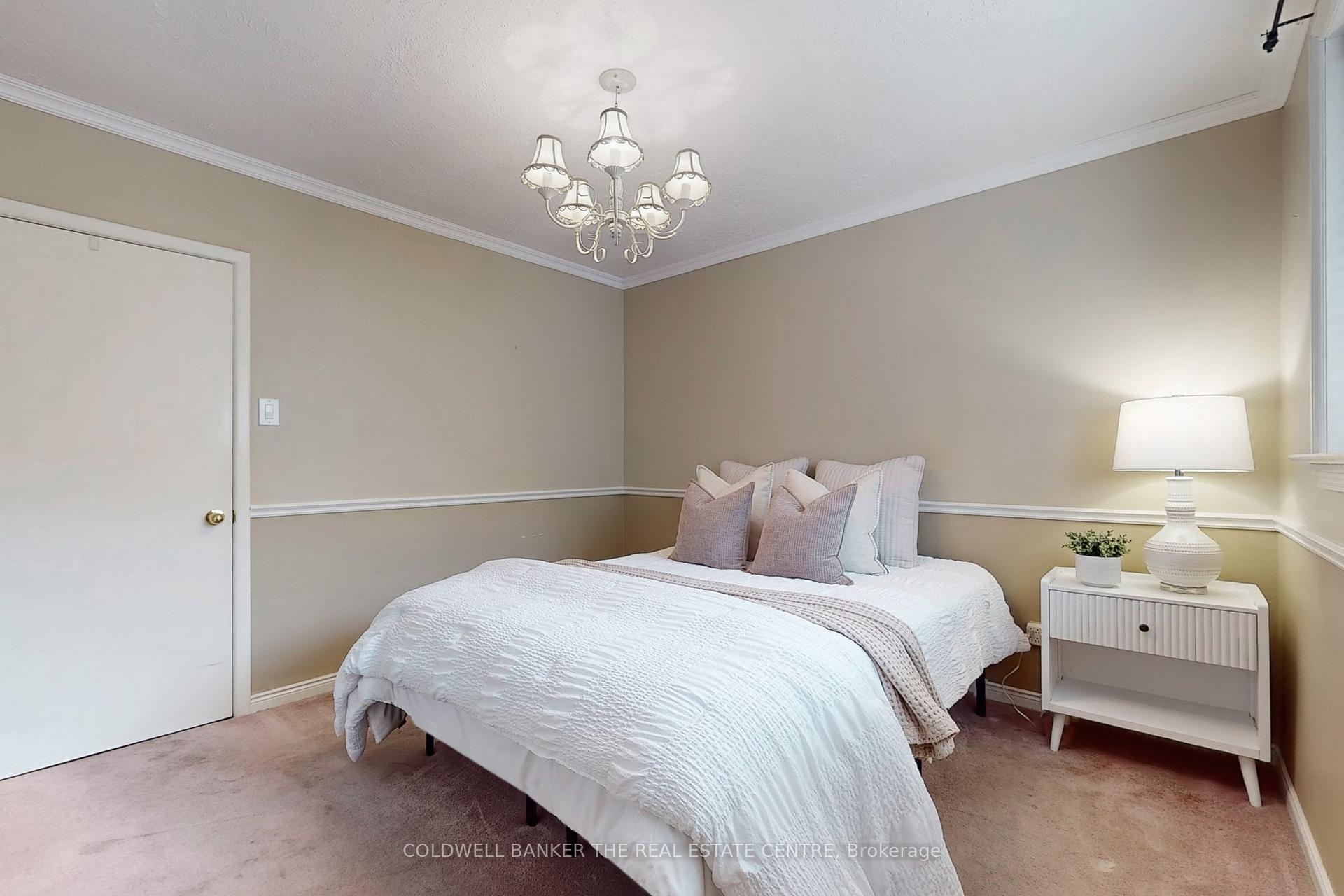 Photo 14 of 245 Silverbirch Drive, Newmarket, Bristol-London — HOMEH